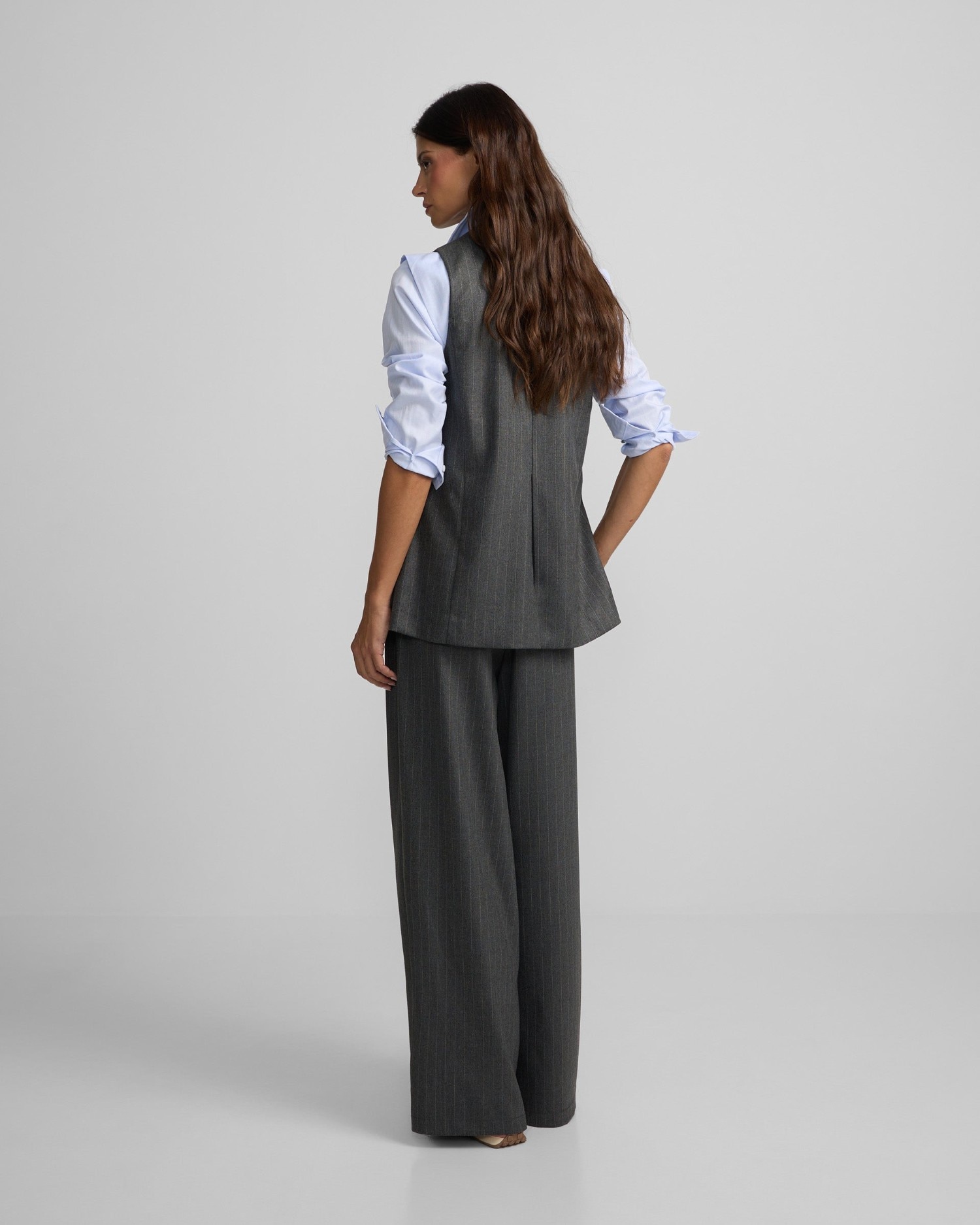 Pantalón recto raya diplomática - Silbon - Gris Gris-2