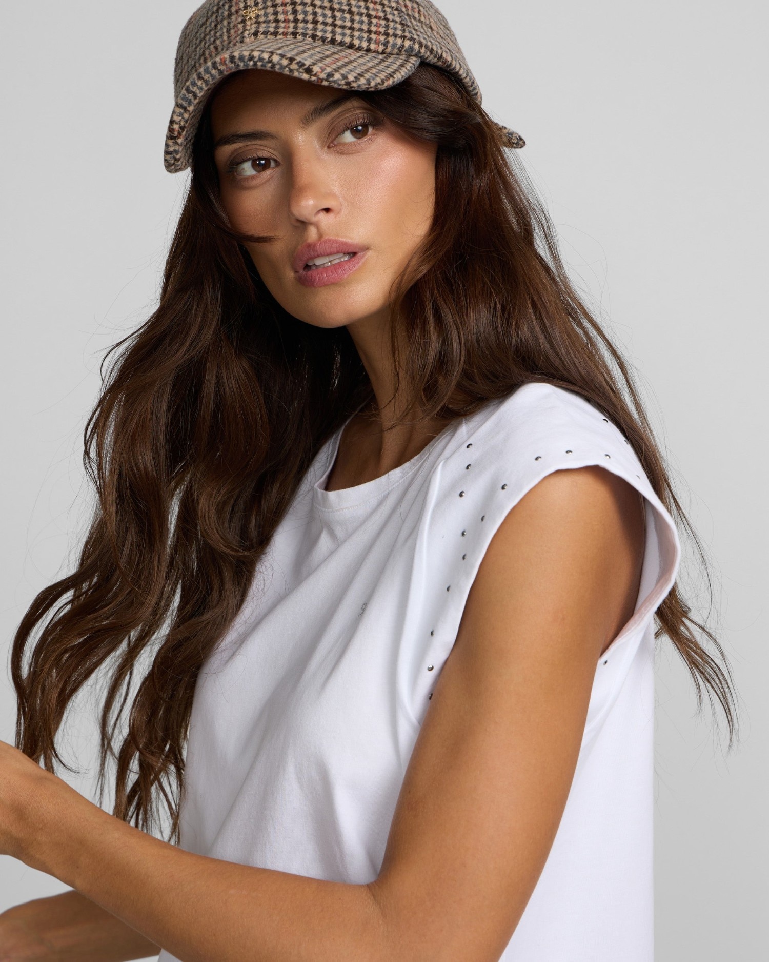 Camiseta woman hombreras detalle tachuelas negra - Silbon - Blanco Blanco-3