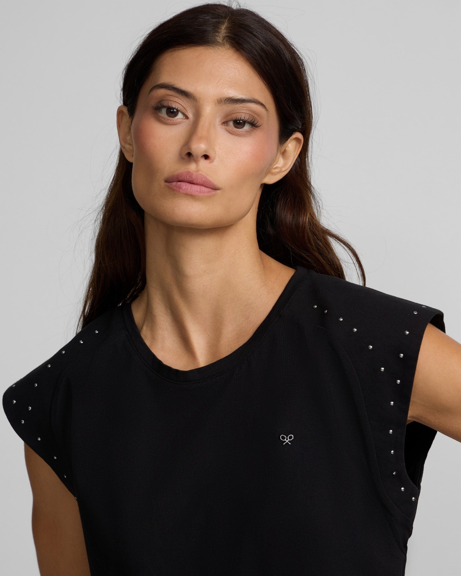 Camiseta woman hombreras detalle tachuelas negra - Silbon - Negro Negro-3