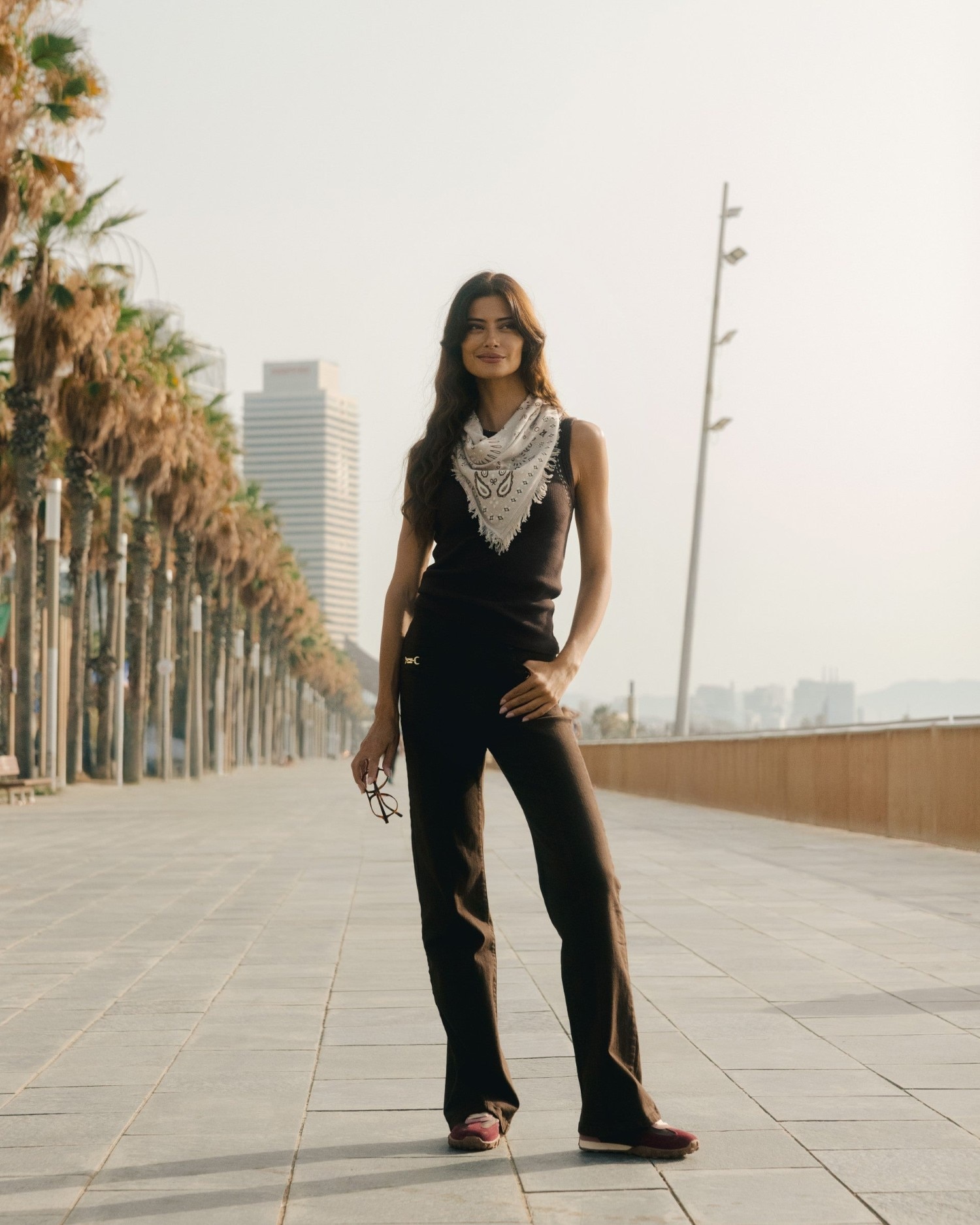 Pantalon denim recto detalle hebillas marron - Silbon - Marrón Marrón-3