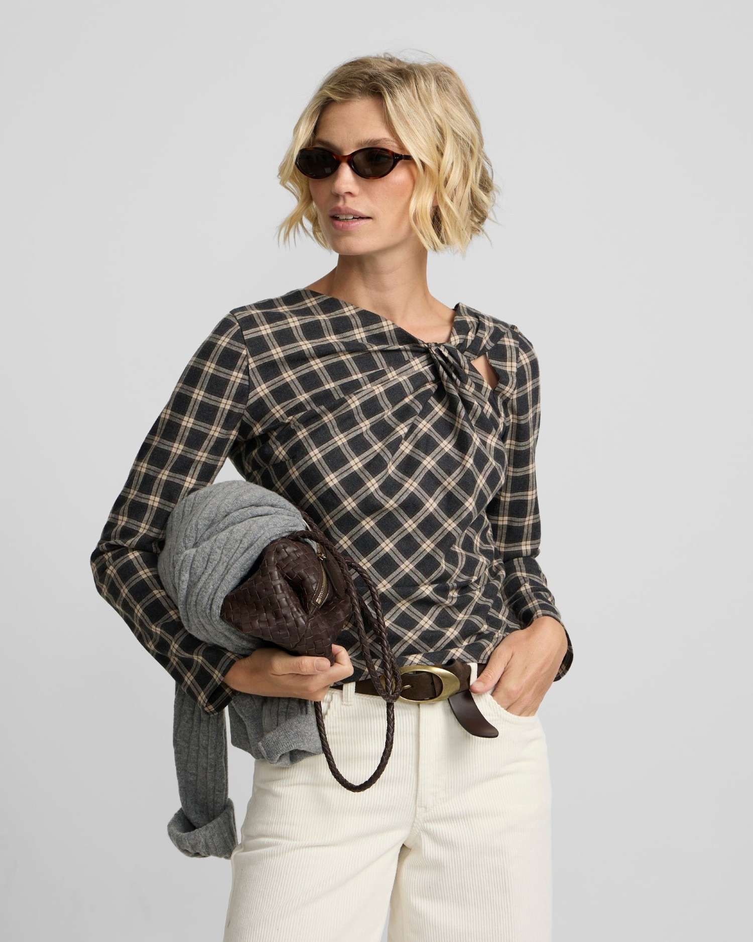 Imagen 1 de Blusa nudo cuadros Gris