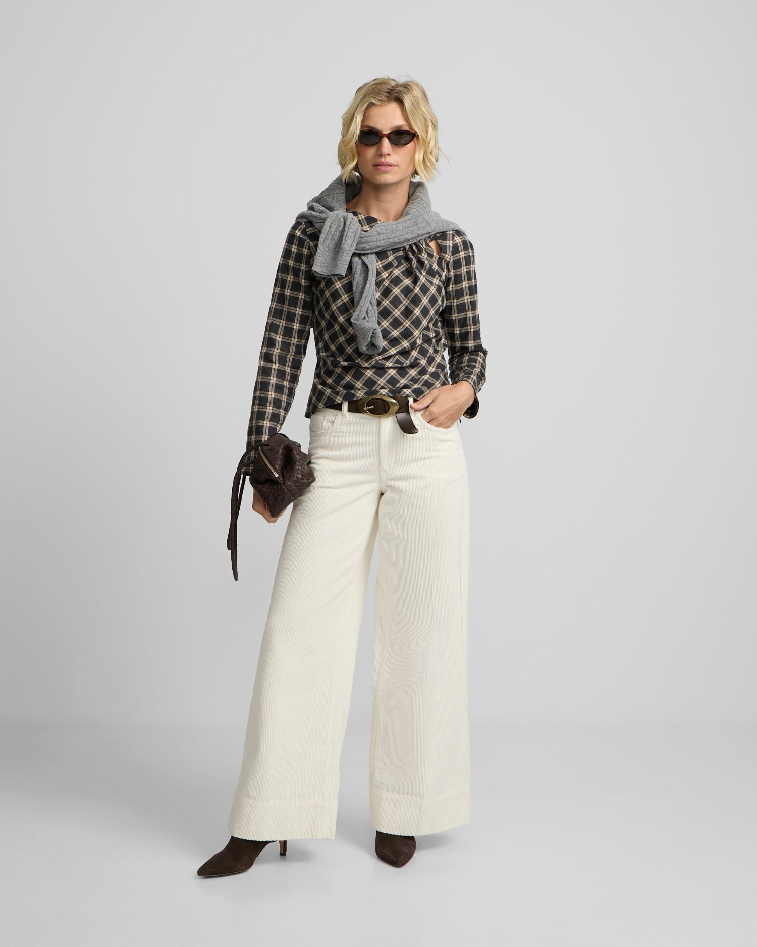 Imagen 0 de Pantalón wide leg pana Crudo