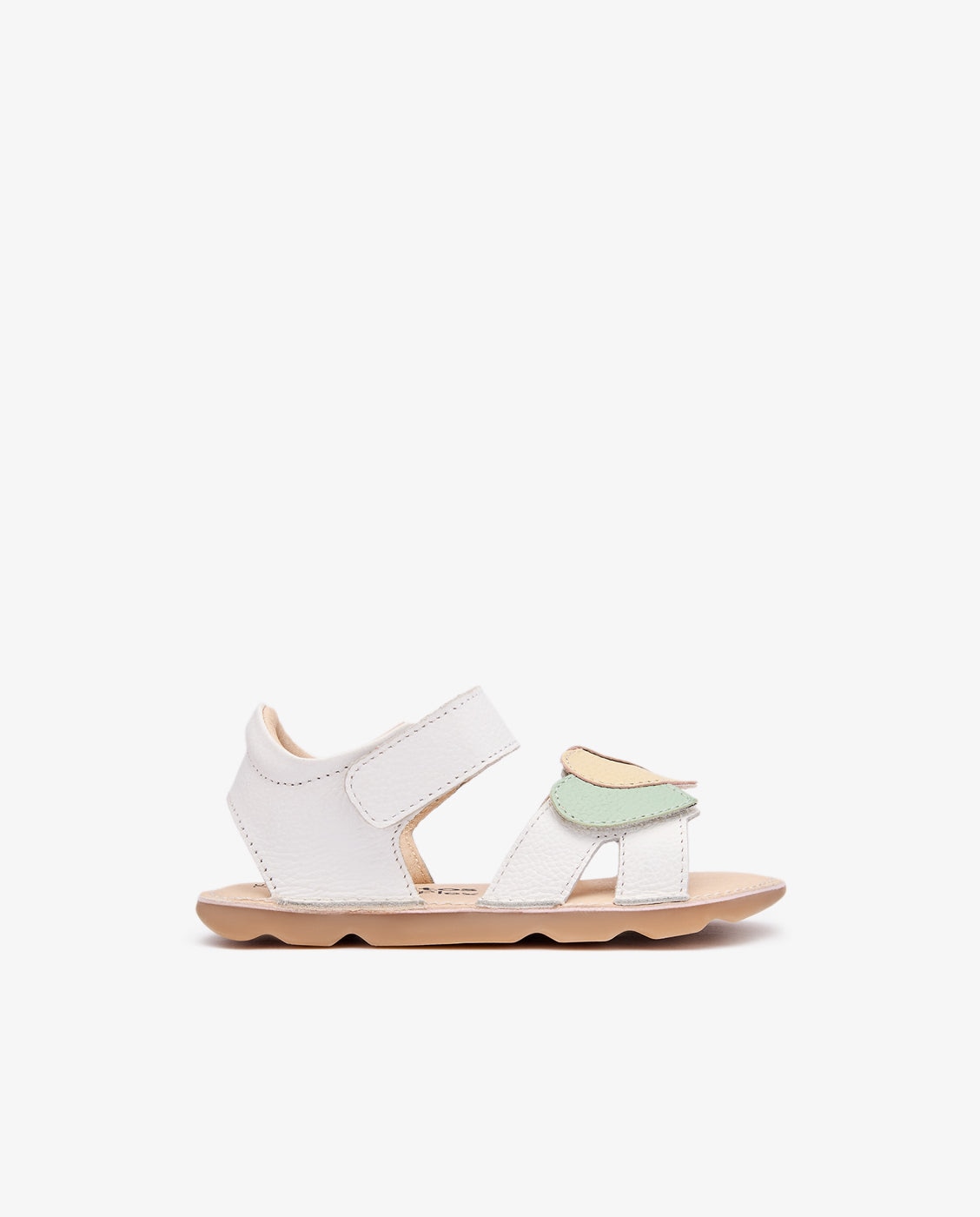 Sandalias abiertas de niña en piel barefoot goflex
