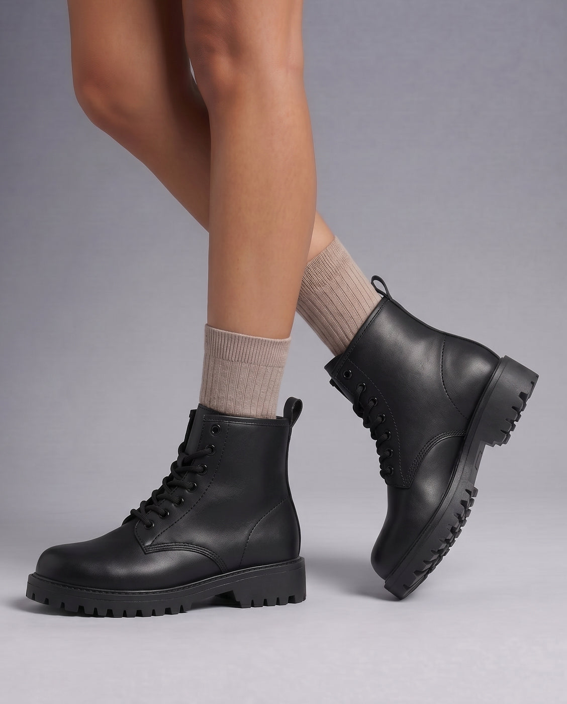 Botines de mujer con plataforma y cordones sierra command - D.Franklin - Negro Negro-2