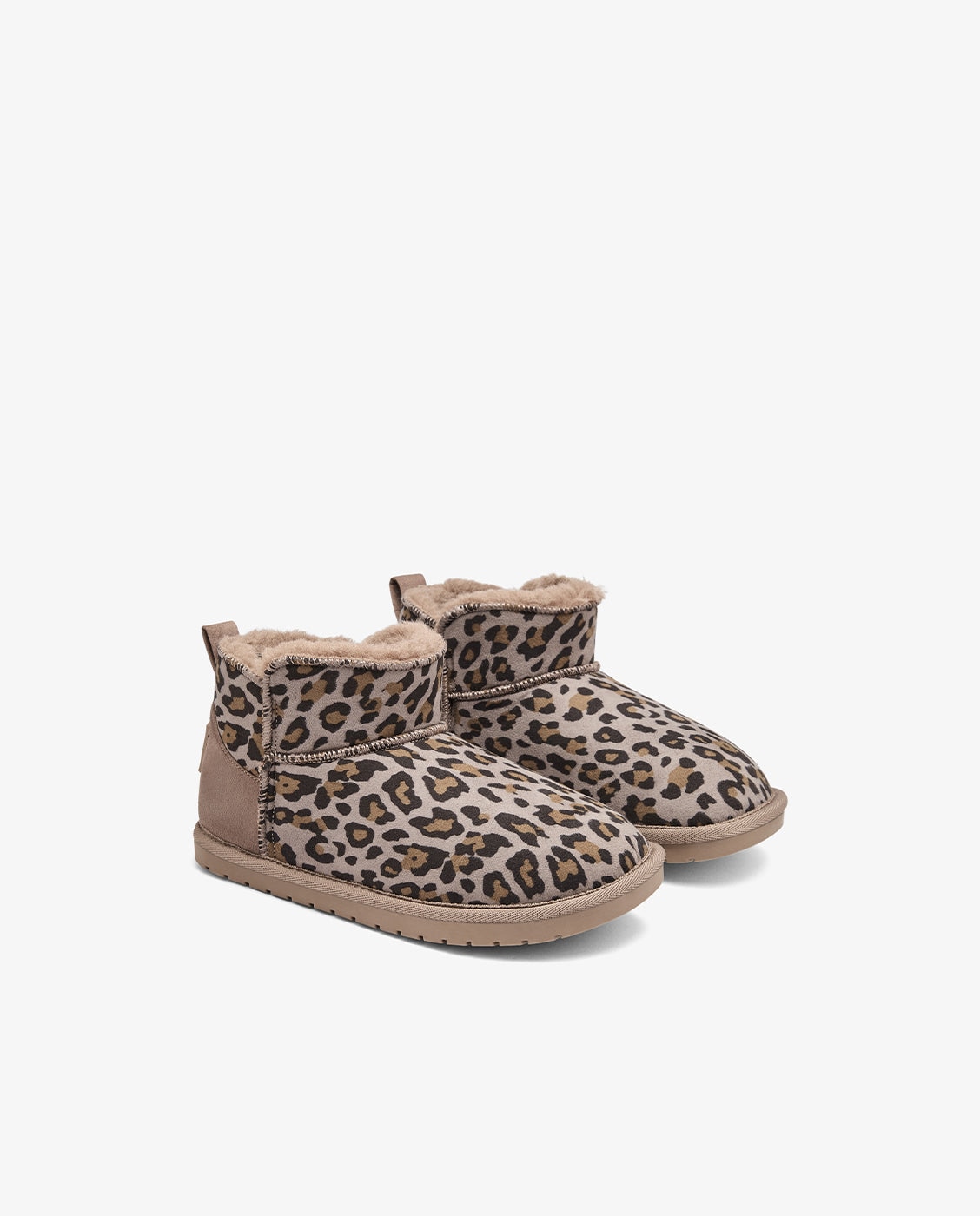 Imagen 2 de Botas de niña estilo australiana de corte bajo barefoot estampada con forro de pelo b&w - Conguitos - Estampado Estampado