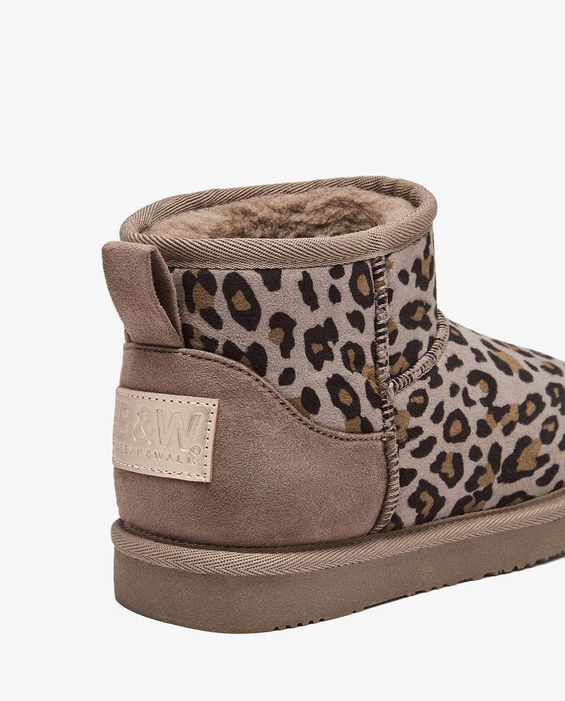Imagen 4 de Botas de niña estilo australiana de corte bajo estampada animal con forro de pelo b&w - Conguitos - Multicolor Multicolor
