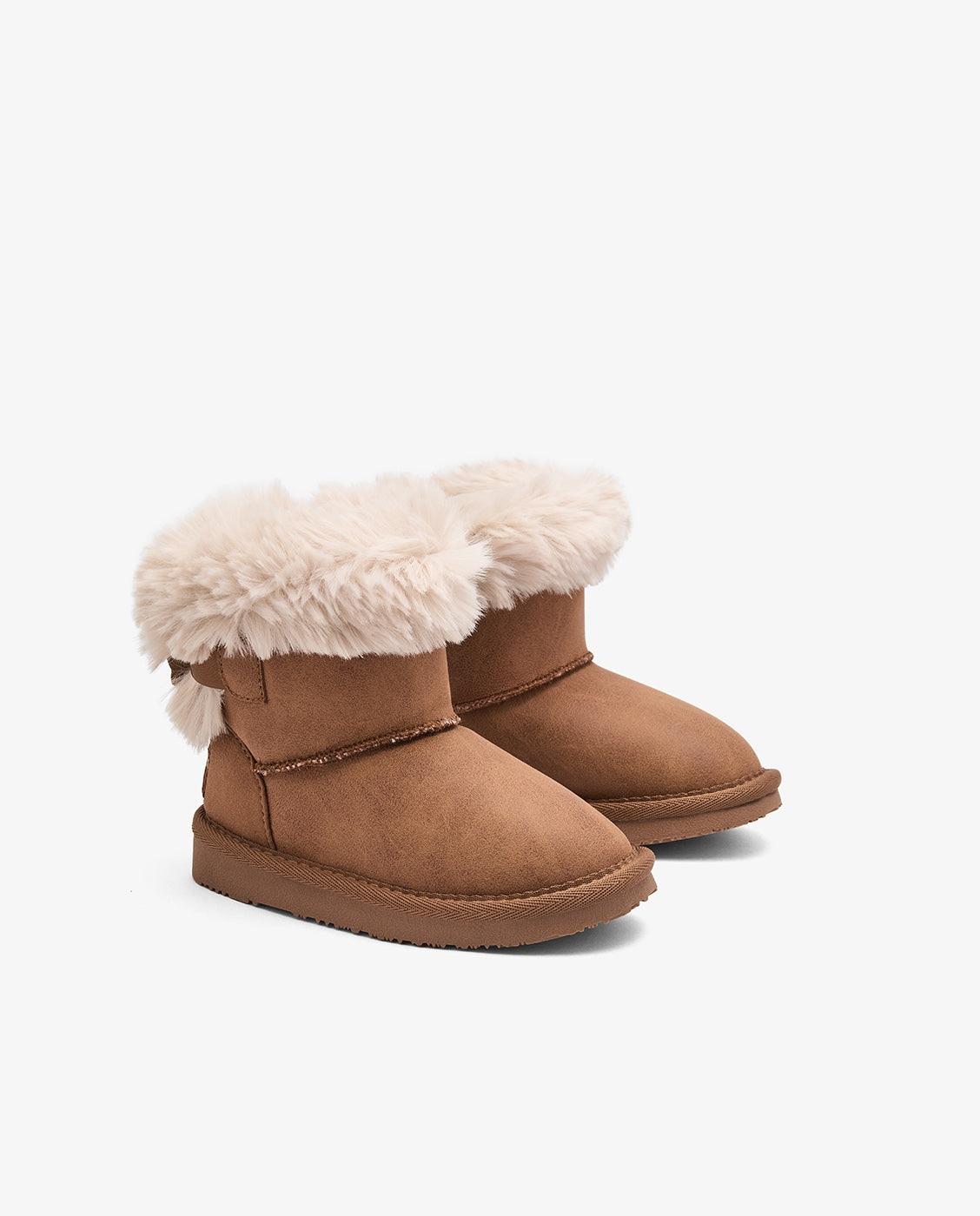 Imagen 2 de Botas de niña estilo australiana con lazo y brillos - Conguitos - Marrón Marrón