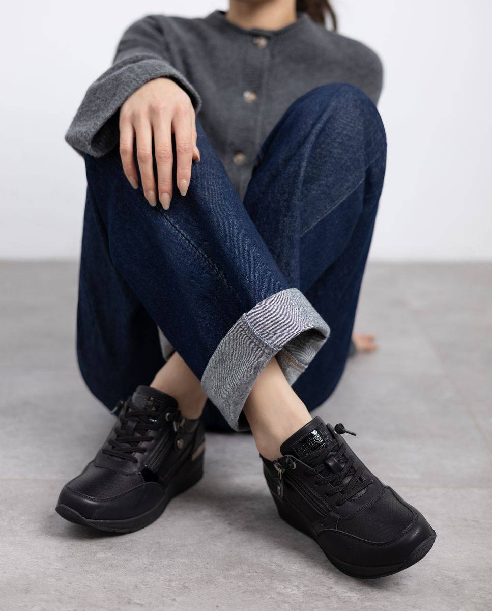Zapatilla de mujer con cordones - Refresh - Negro Negro-2