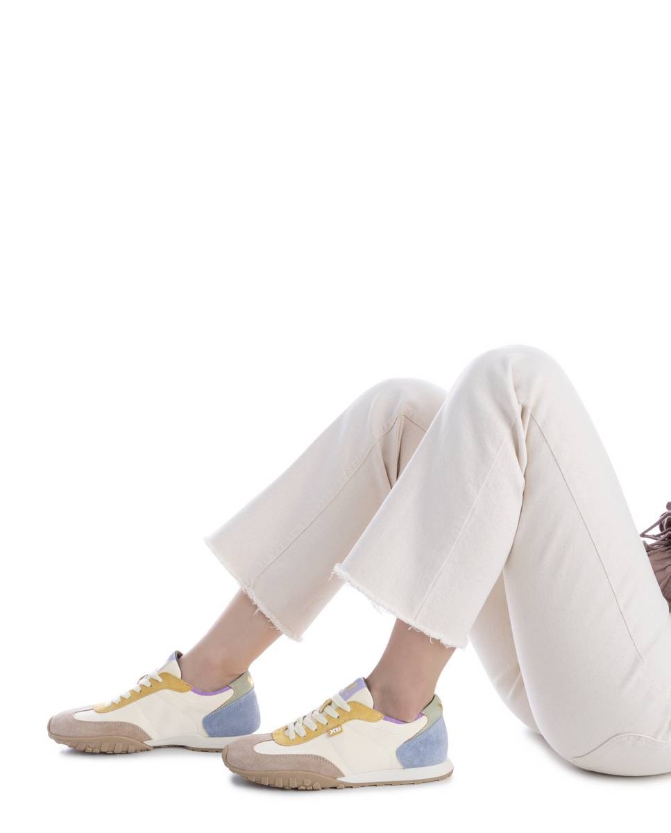 Imagen 2 de Zapatillas básicas de mujer con cordones - Xti - Amarillo Amarillo