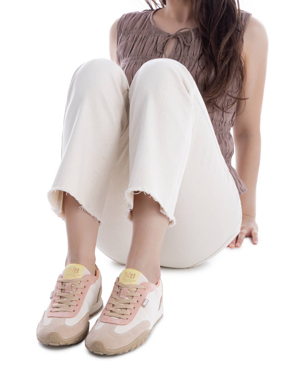Imagen 2 de Zapatillas básicas de mujer con cordones - Xti - Beige Beige