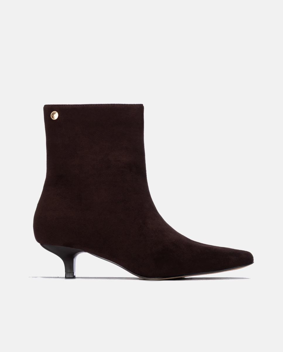 Imagen 0 de Botines de mujer con cremallera Marrón