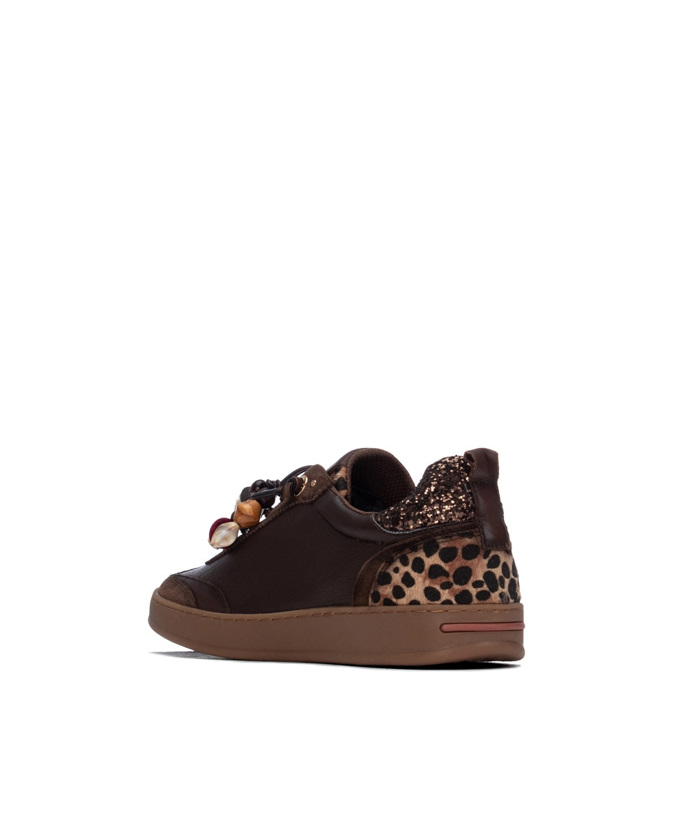 Carmela - Zapatilla de mujer con cordones.