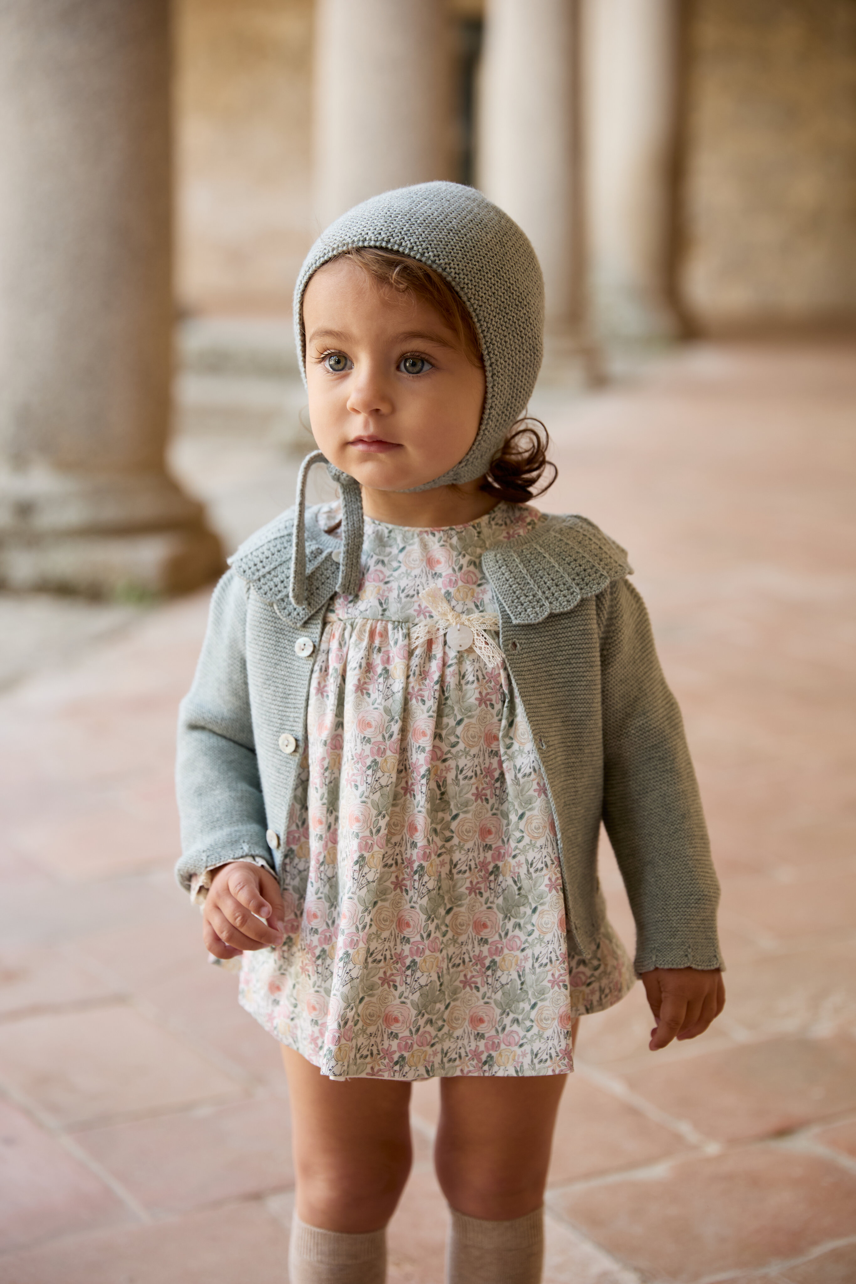 Chaqueta de niña tricot con cuello volante calado. - Martín Aranda - Verde Verde-2