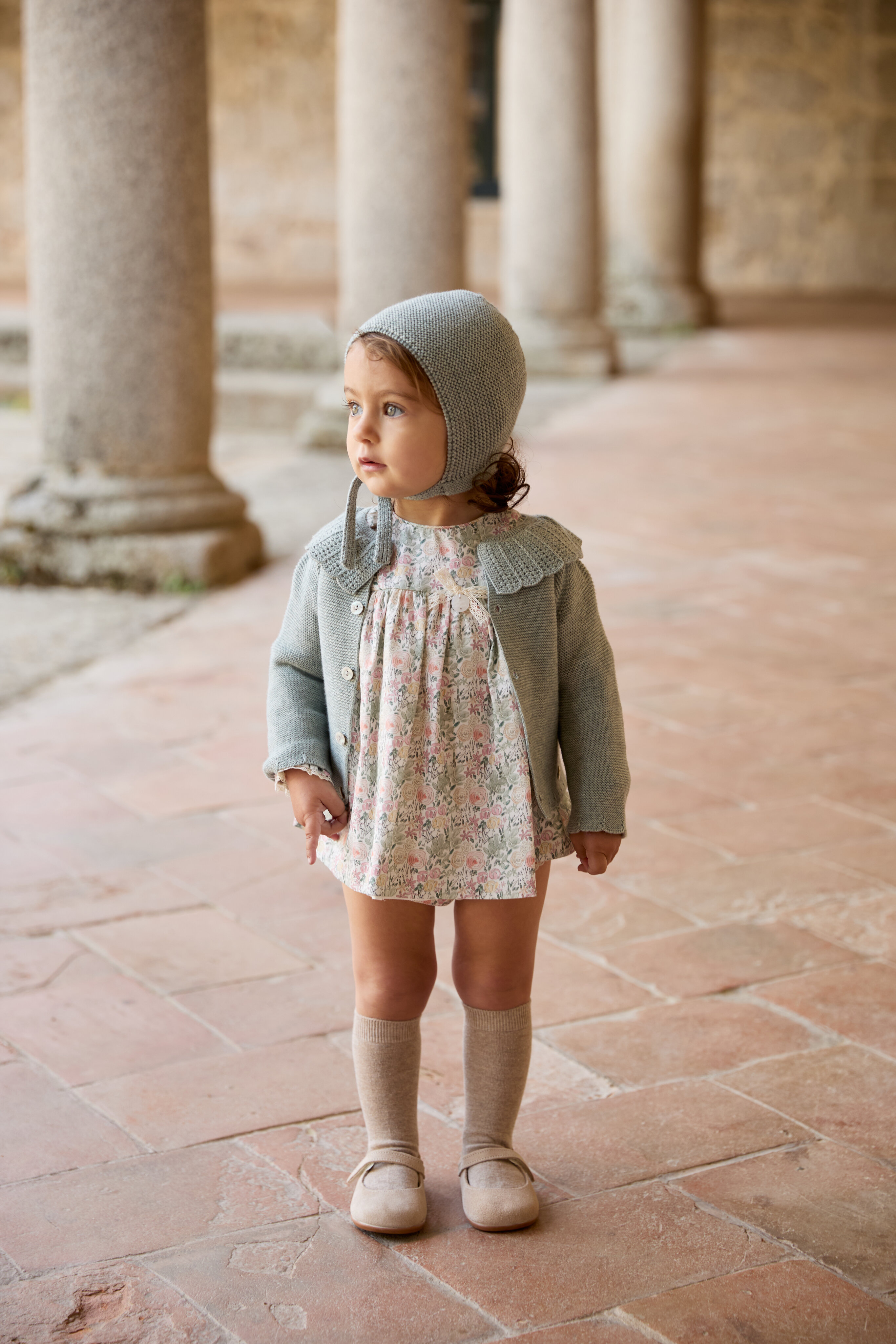 Chaqueta de niña tricot con cuello volante calado. - Martín Aranda - Verde Verde-3