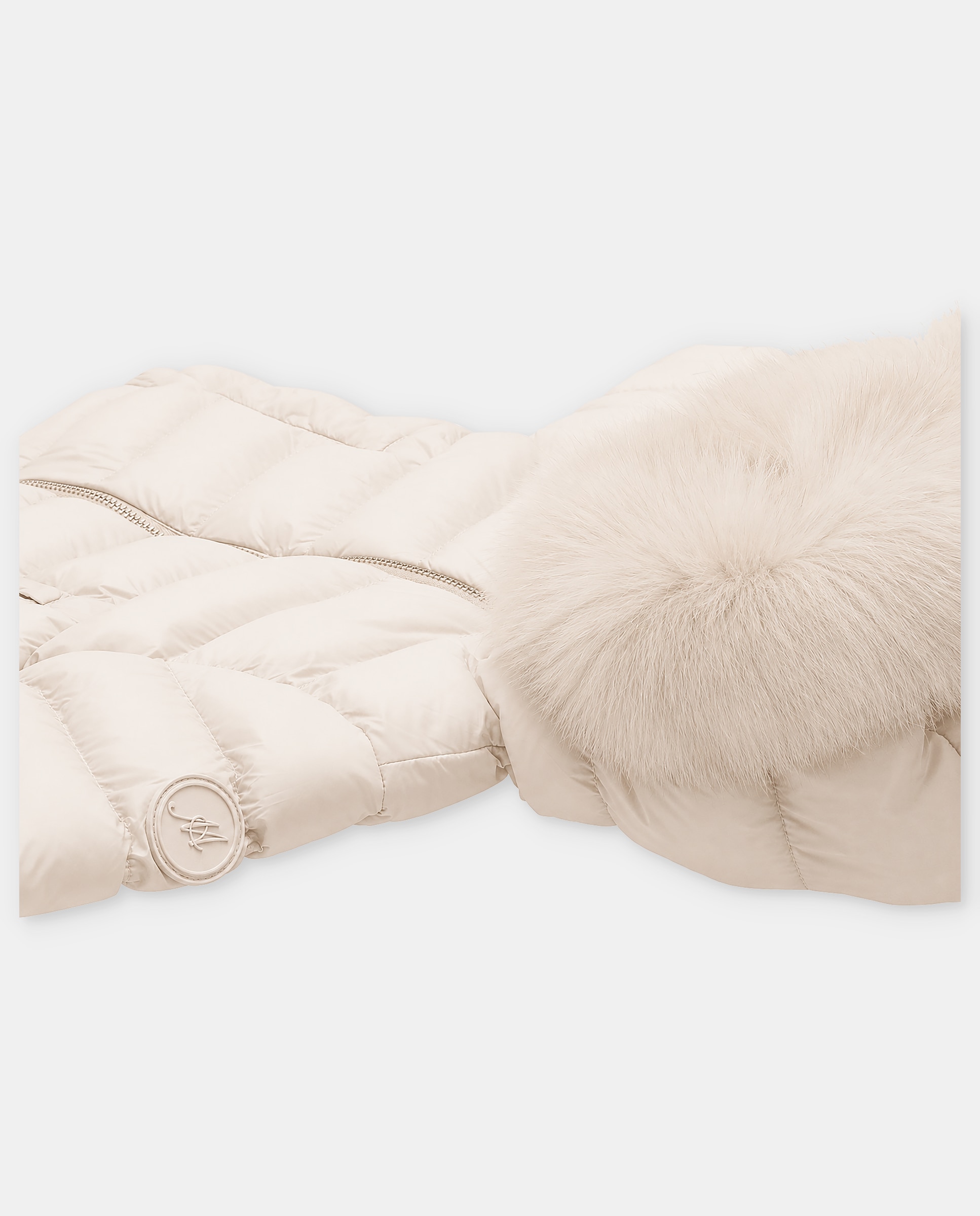 Plumífero con capucha y pelo. - Martín Aranda - Beige Beige-2