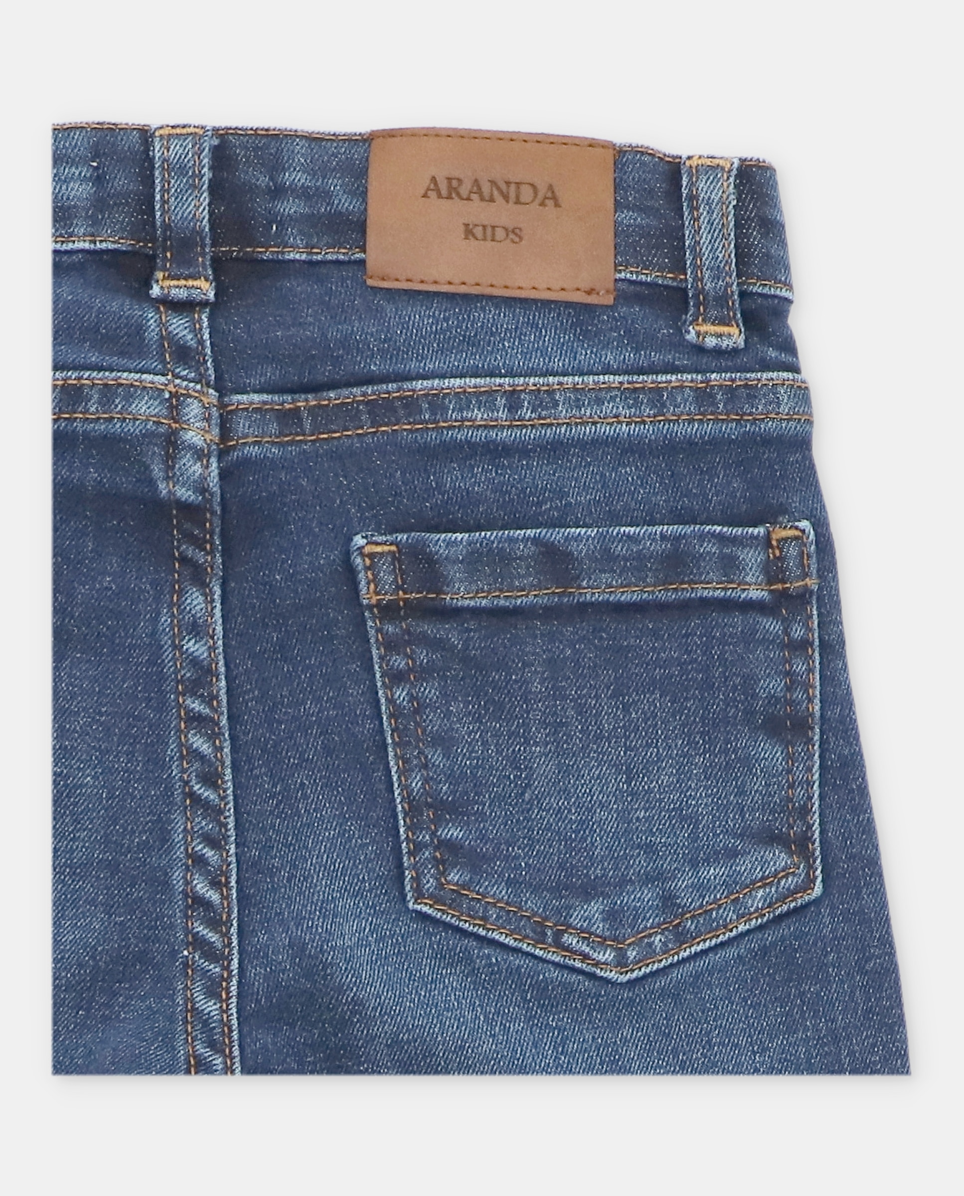 Vaquero de niño cinco bolsillos con trabillas en la cintura. - Martín Aranda - Azul denim Azul denim-4
