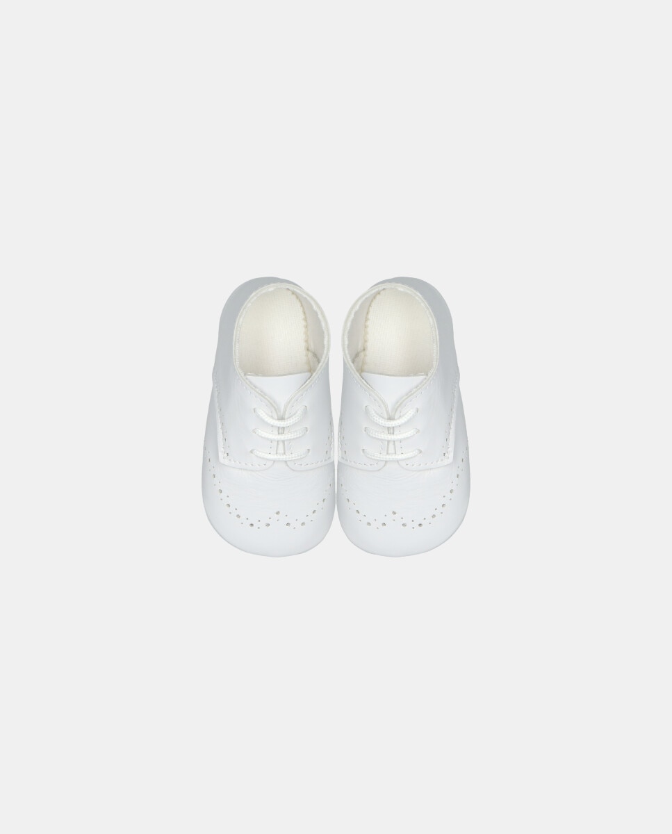 Imagen 2 de Zapato con cordones de bebé de piel. - Martín Aranda - Blanco Blanco