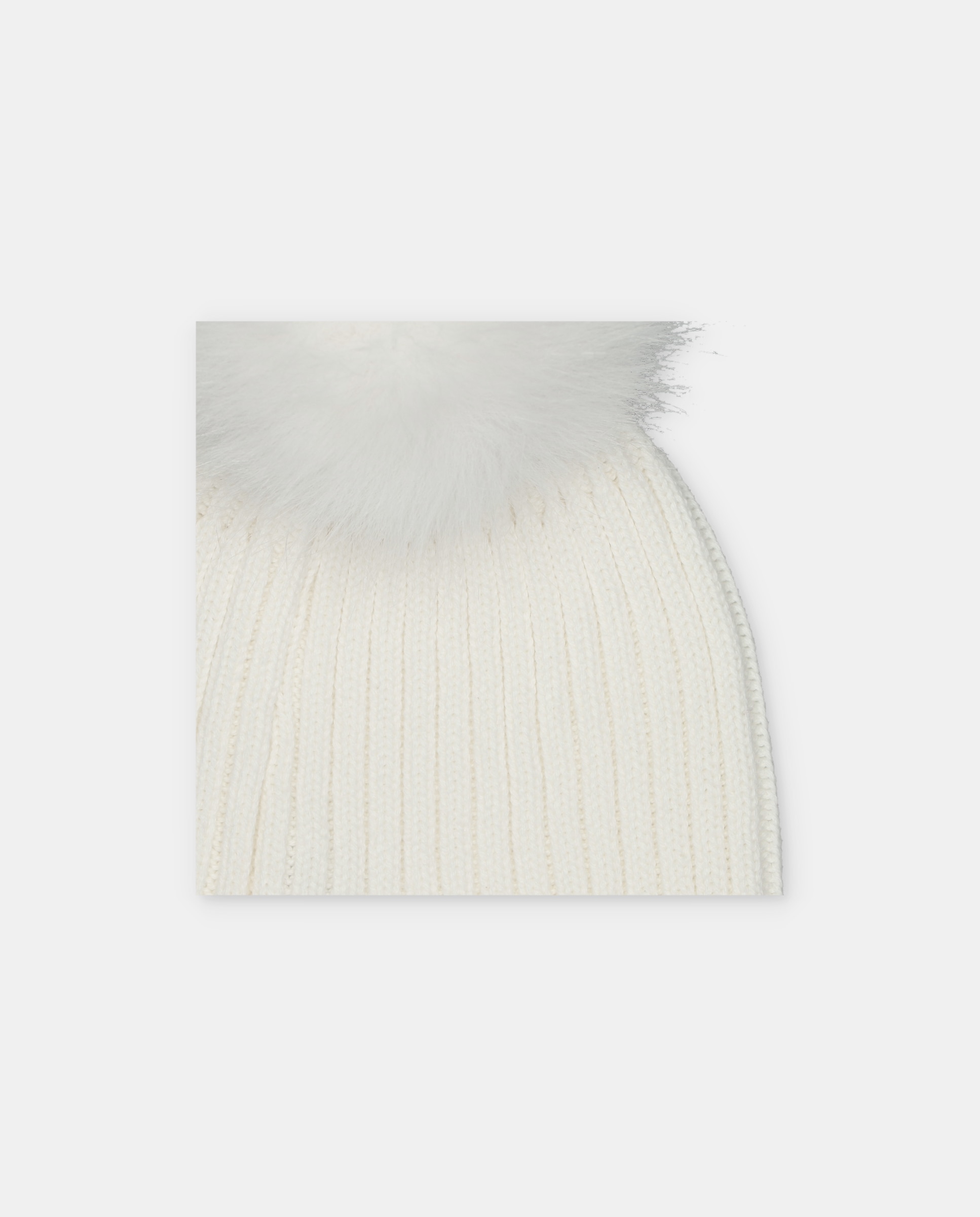 Imagen 2 de Gorro de bebés de punto canalé con pompón de pelo. - Martín Aranda - Rosa claro Natural