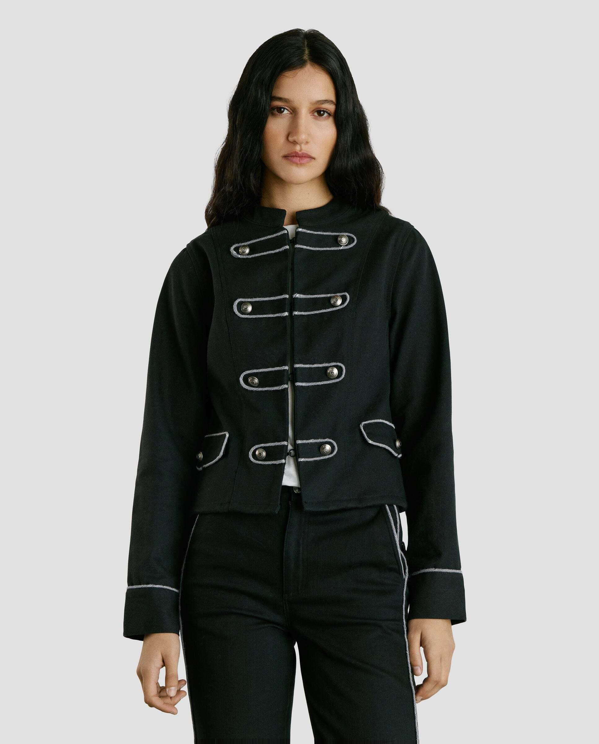Pepe Jeans - W11 - chaqueta de mujer de sarga con cuello mao.