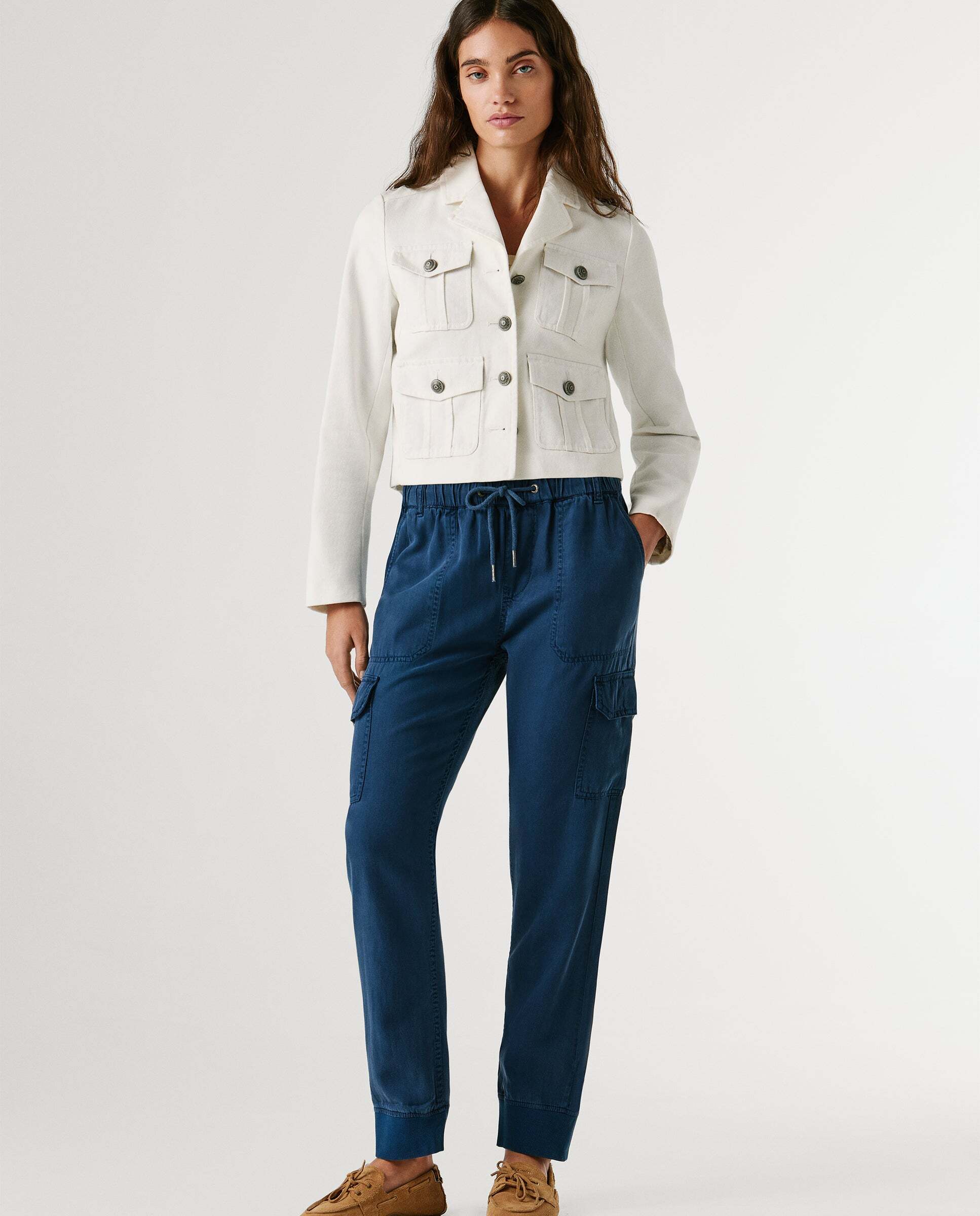 Pepe Jeans - Pantalón de mujer jogger fit relaxed.