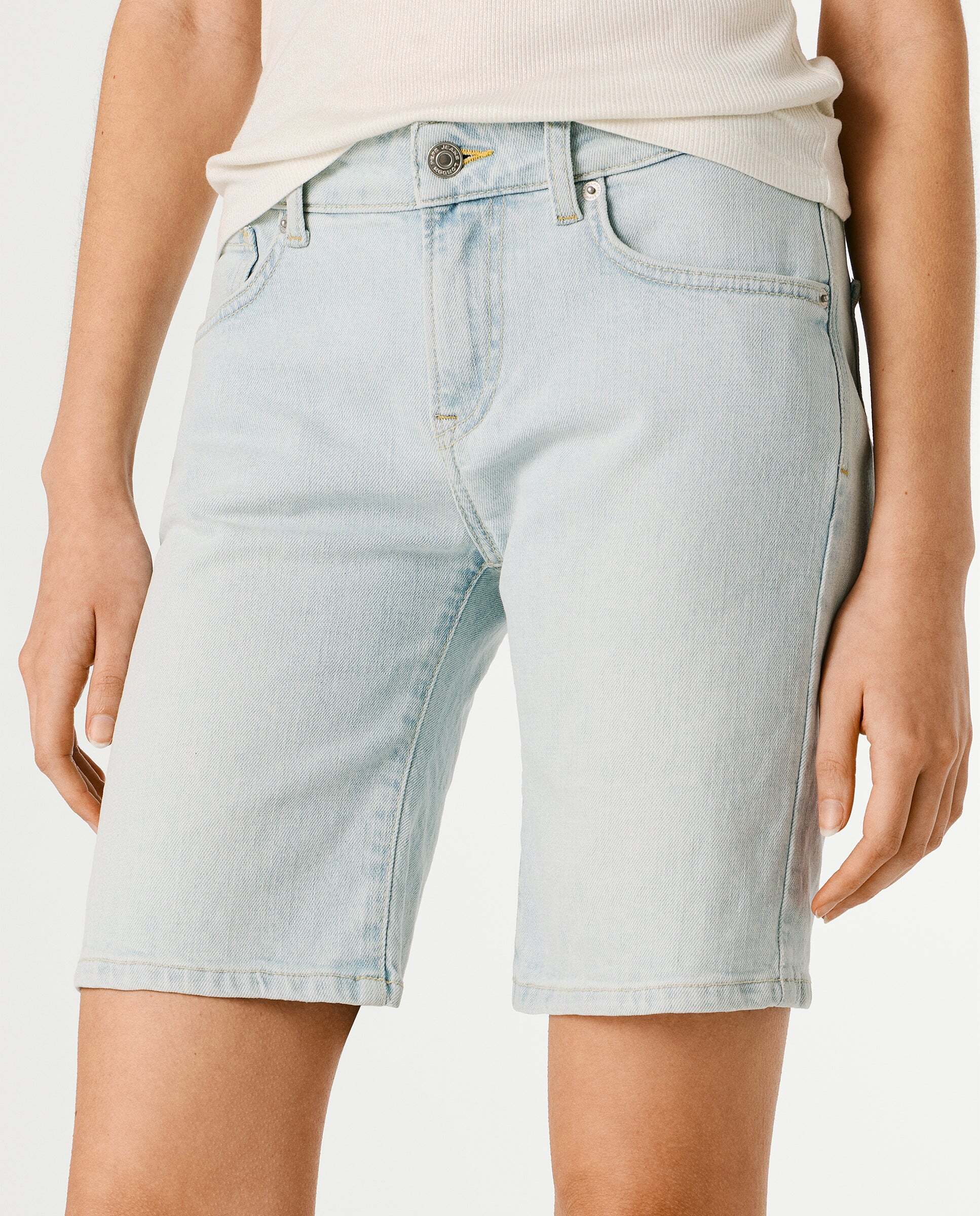 Shorts vaquero de mujer fit slim - Pepe Jeans - Gris Gris-5