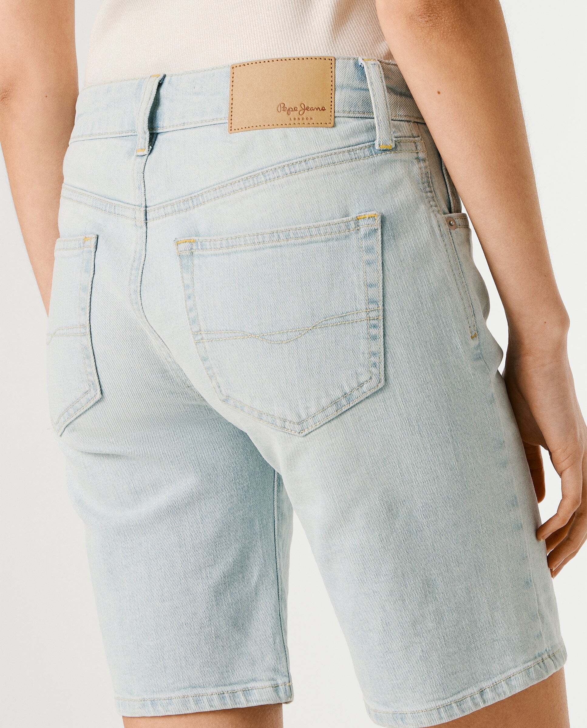 Shorts vaquero de mujer fit slim - Pepe Jeans - Gris Gris-6