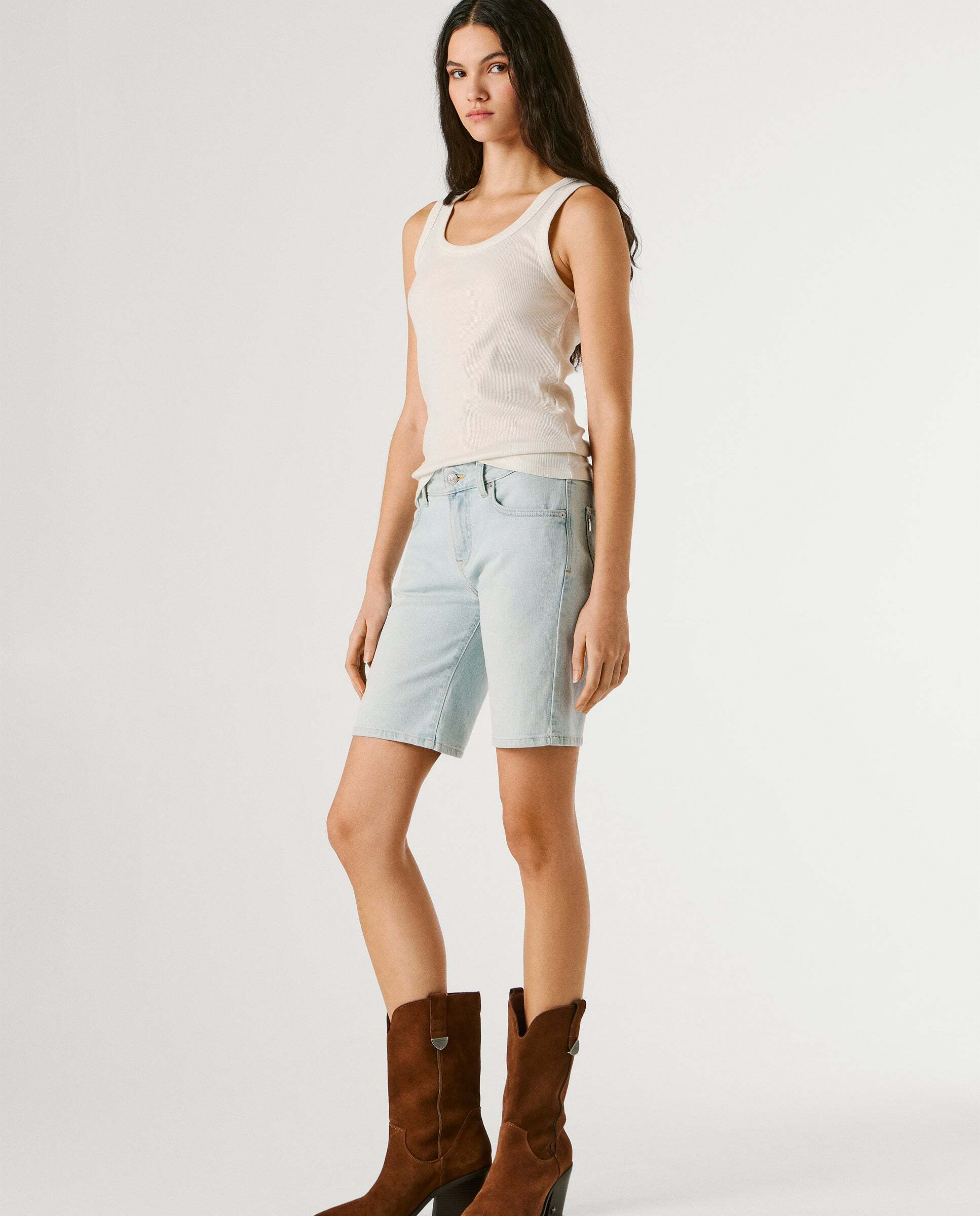 Shorts vaquero de mujer fit slim - Pepe Jeans - Gris Gris-7