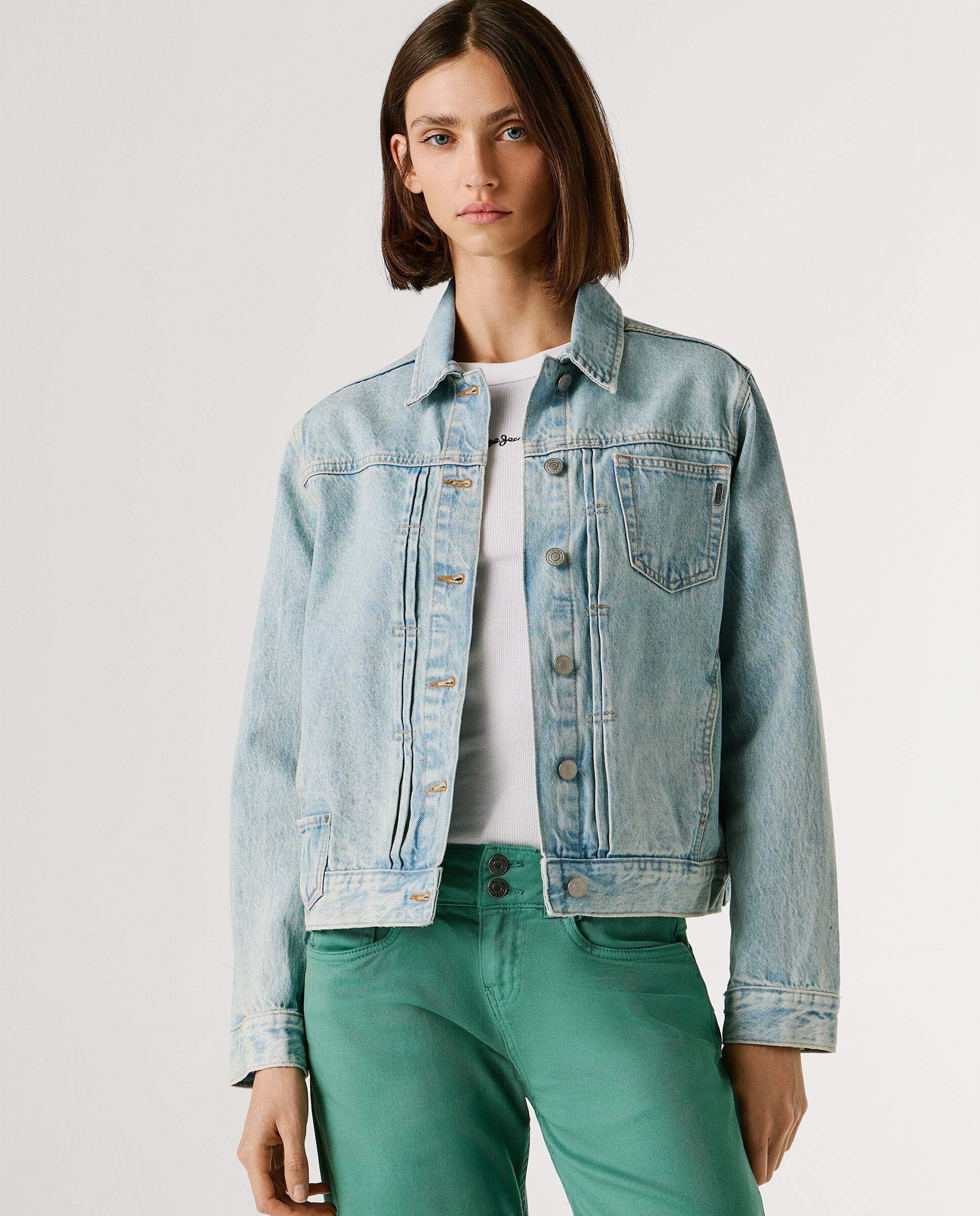 Cazadora vaquera de mujer de mujer fit regular