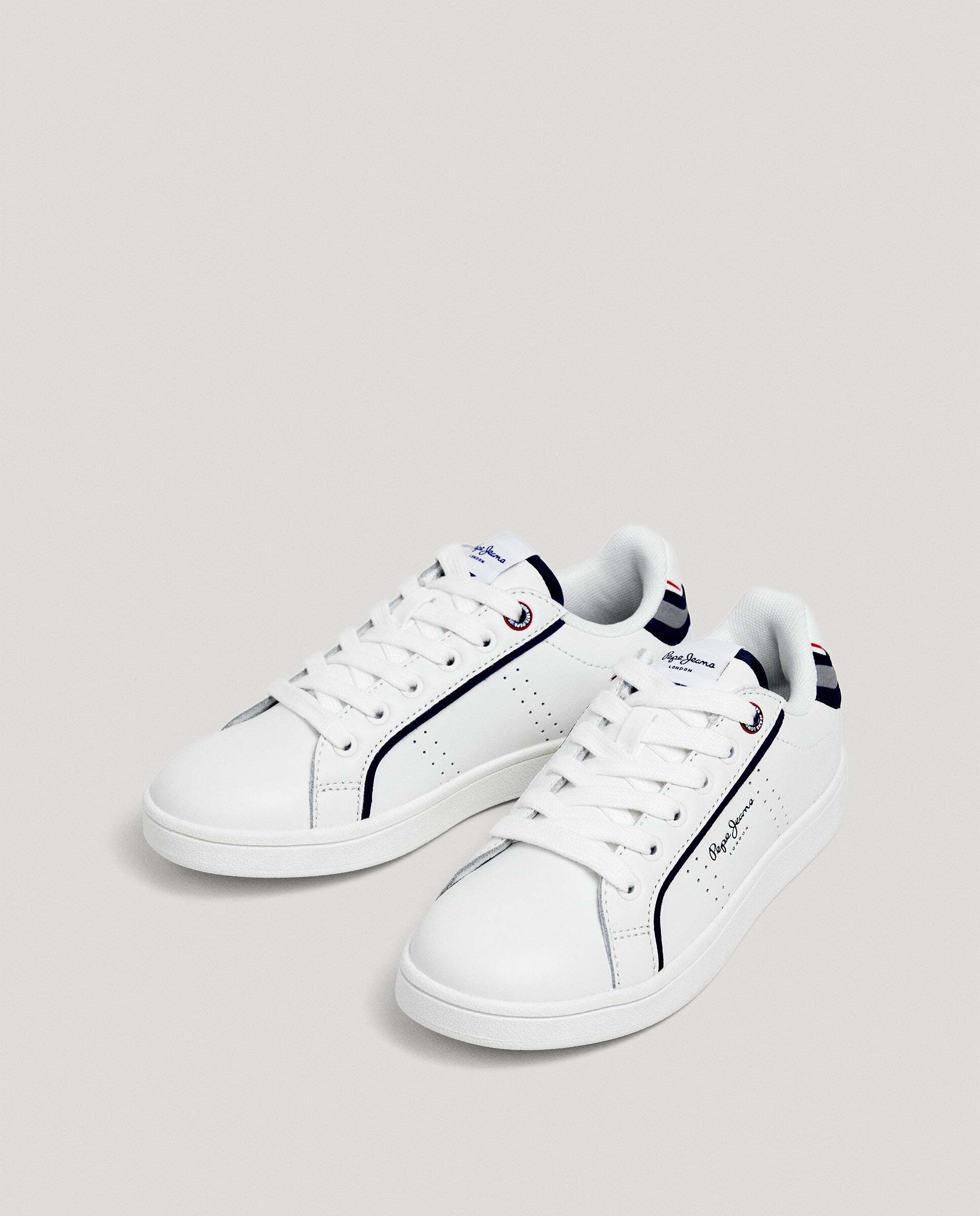 Pepe Jeans - Zapatillas de niño clásicas de piel microperforadas.
