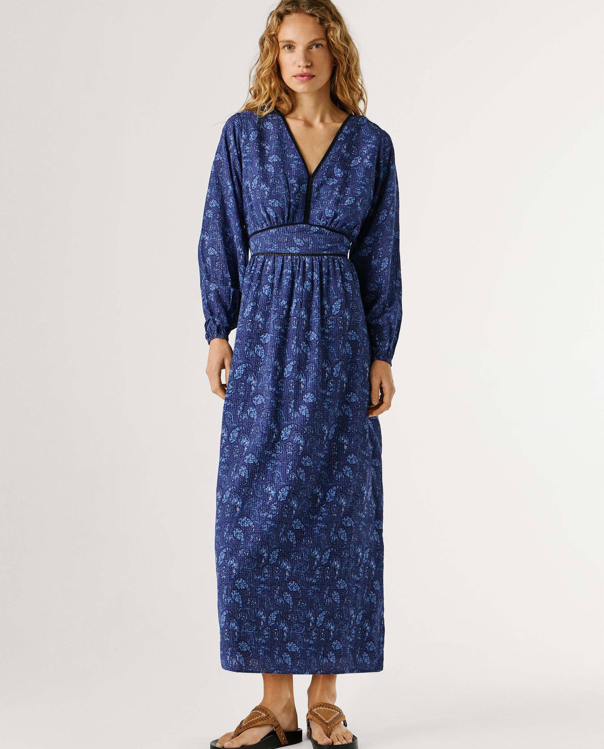 Pepe Jeans - Vestido largo de mujer estampado paisley.