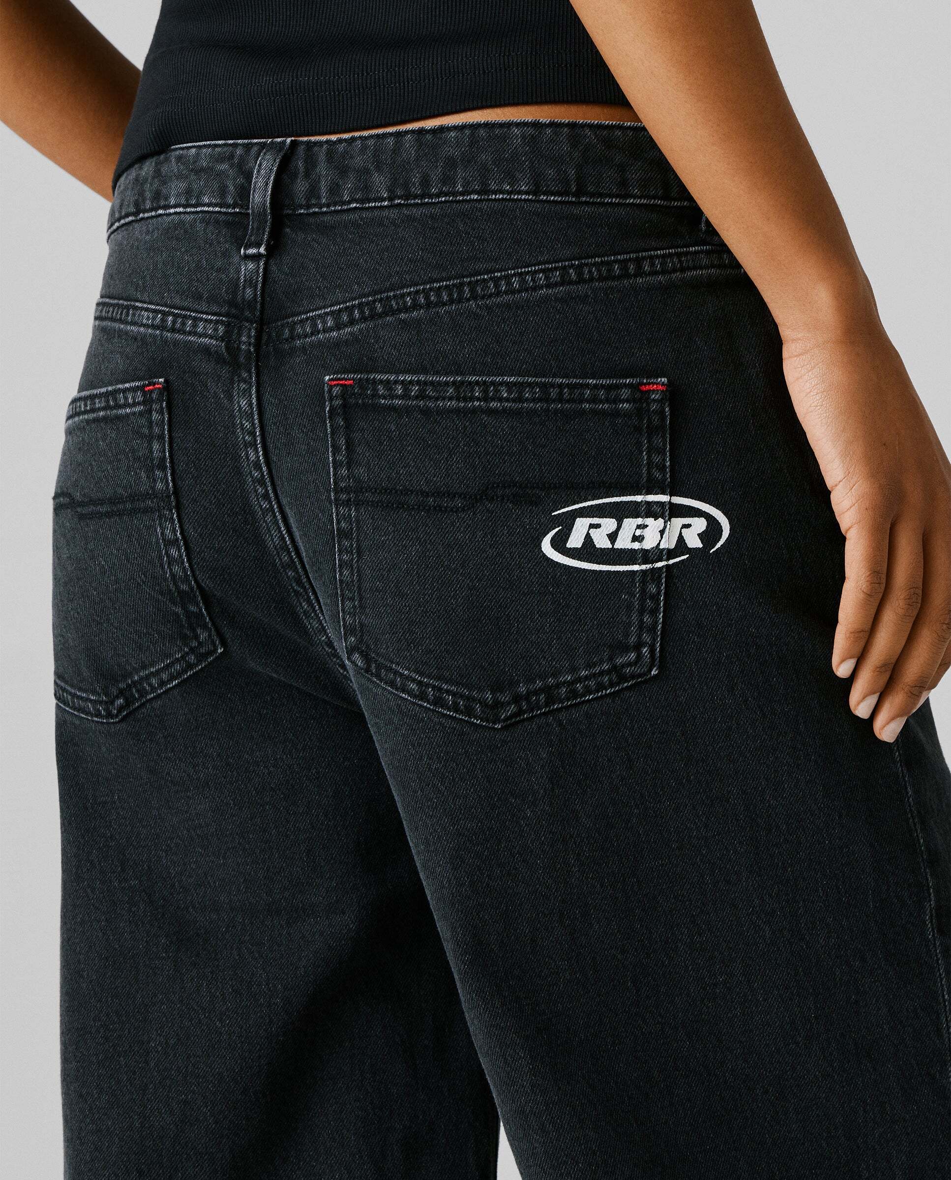 Vaquero de mujer fit wide y tiro medio red bull racing - Pepe Jeans - Gris Gris-5