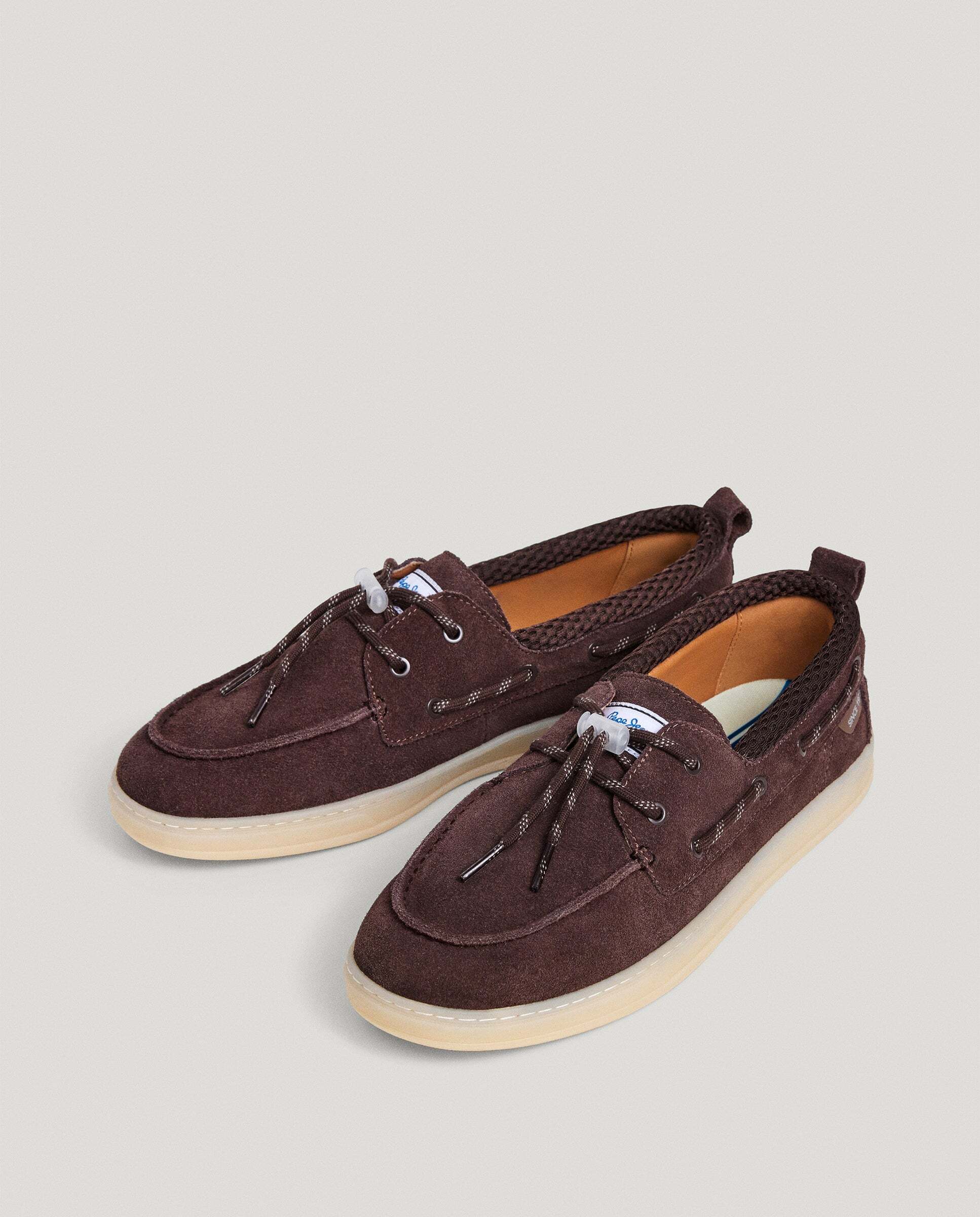 Náutico estilo "Deck Shoes" en piel de ante con suela de goma translúcida y logo lateral "Since 1973" - Pepe Jeans - Marrón Marrón-2