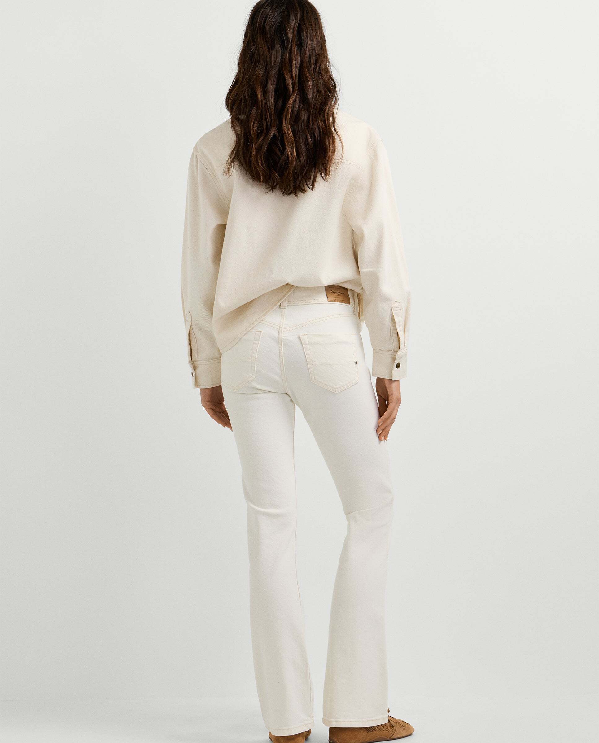 Vaquero de mujer fit bootcut y tiro medio - Pepe Jeans - Gris Natural-4