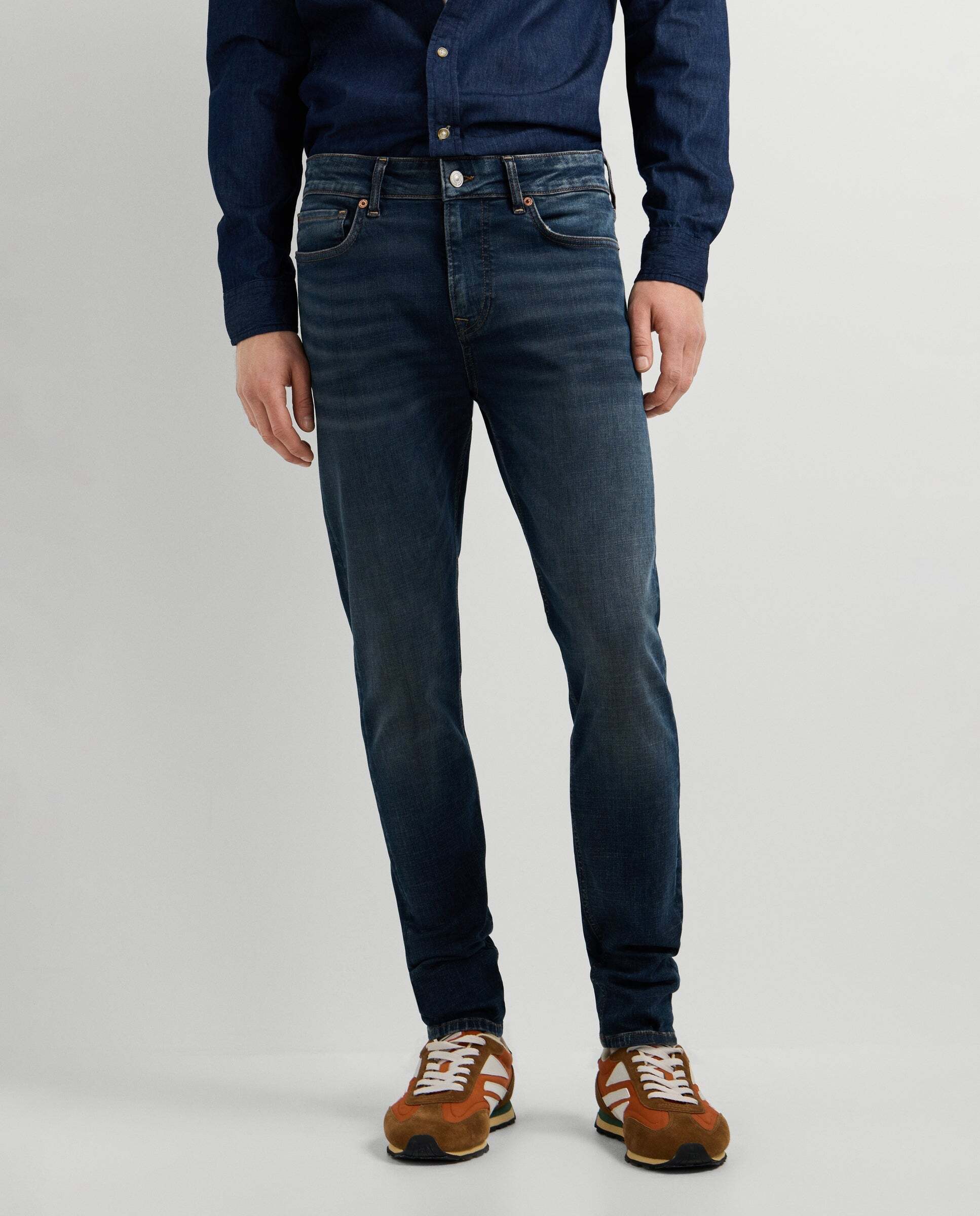 Imagen 2 de Vaquero de hombre fit skinny tiro regular - Pepe Jeans - Azul oscuro Azul oscuro