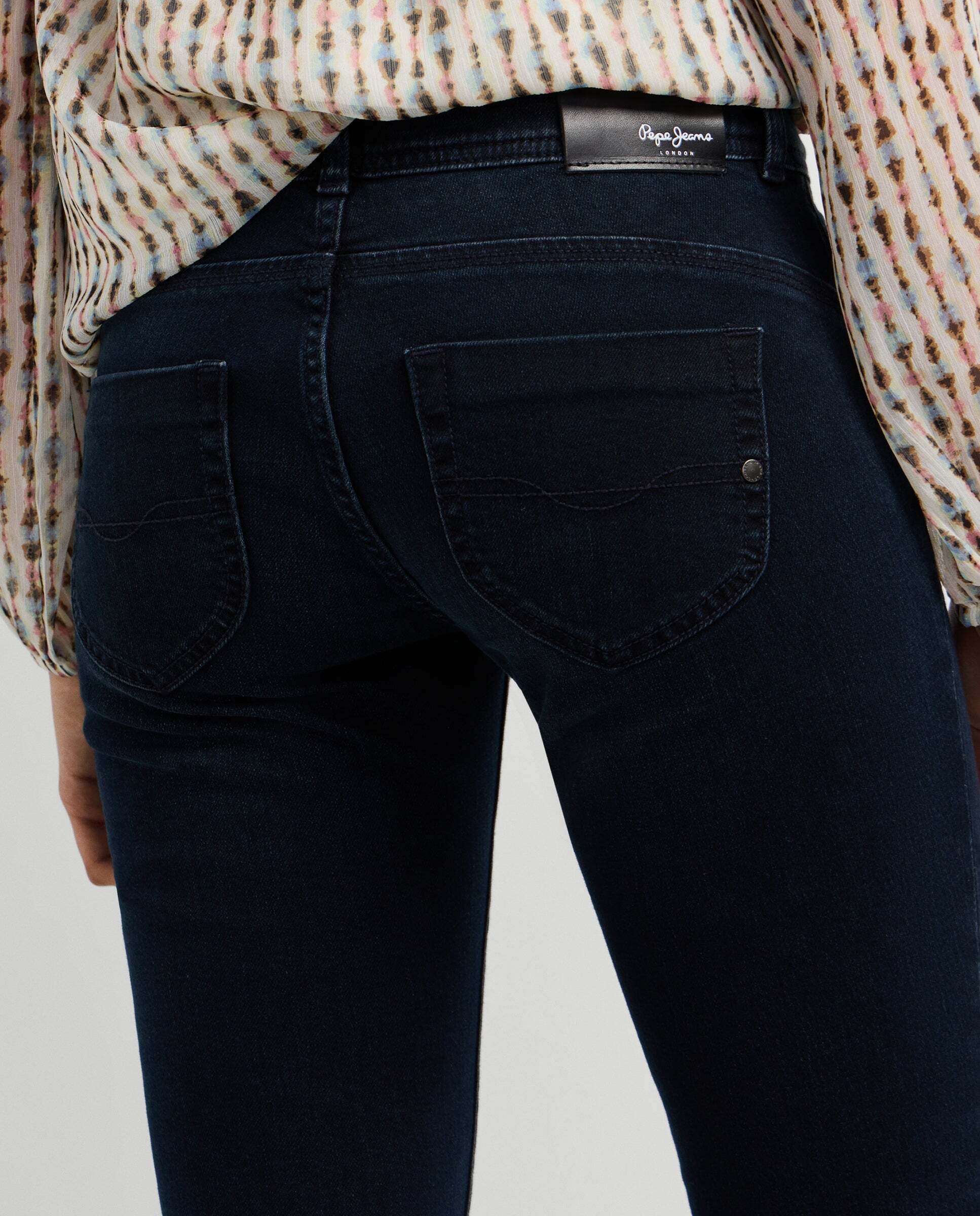 Vaquero de mujer fit slim tiro bajo - Pepe Jeans - Negro Negro-6