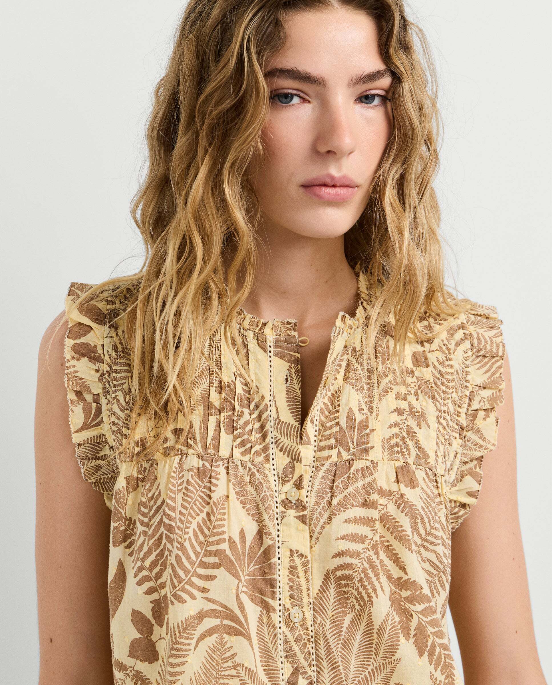 Imagen 5 de Blusa de mujer estampado floral - Pepe Jeans - Marrón Marrón
