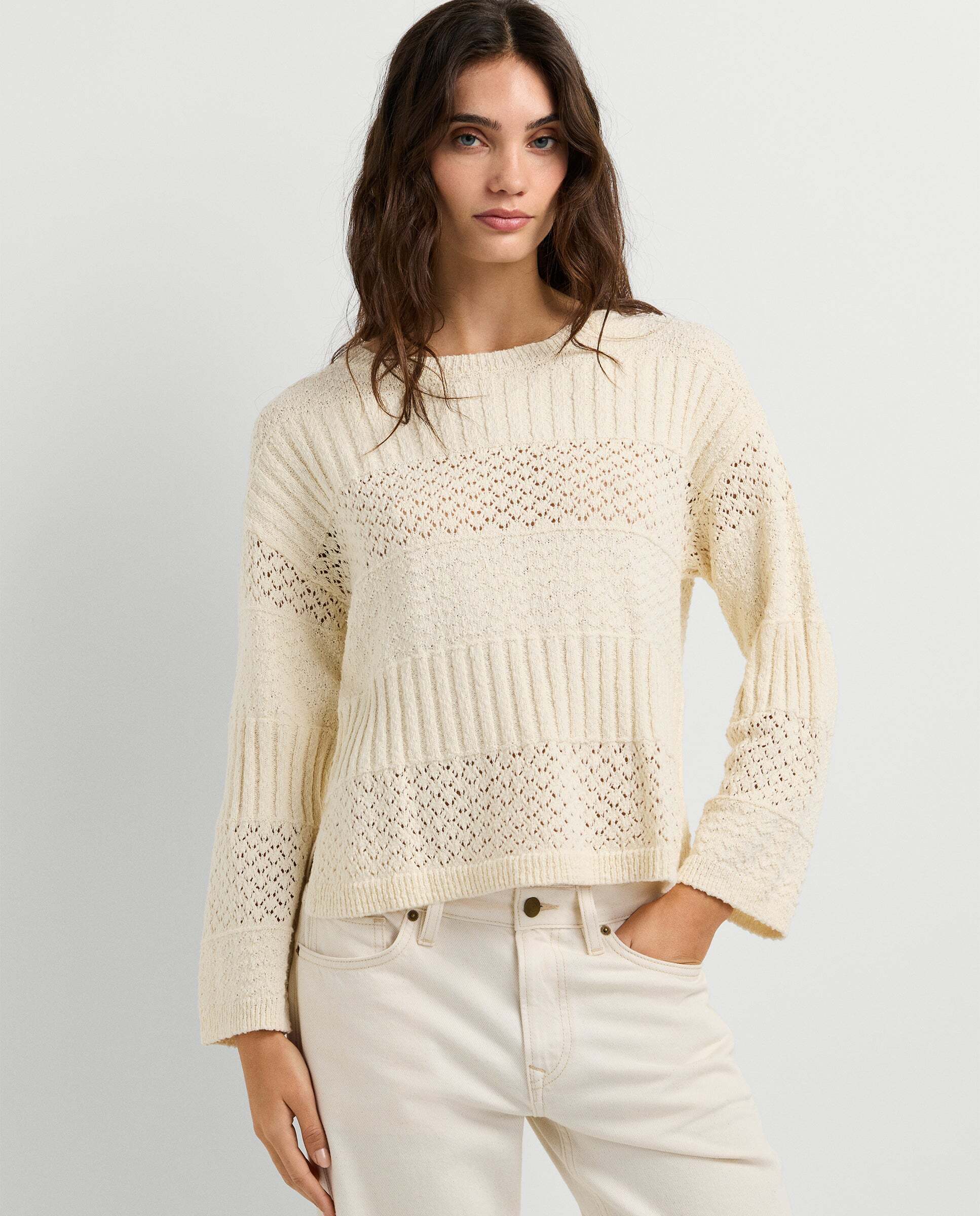 Pepe Jeans - Jersey de mujer crochet cuello redondo.