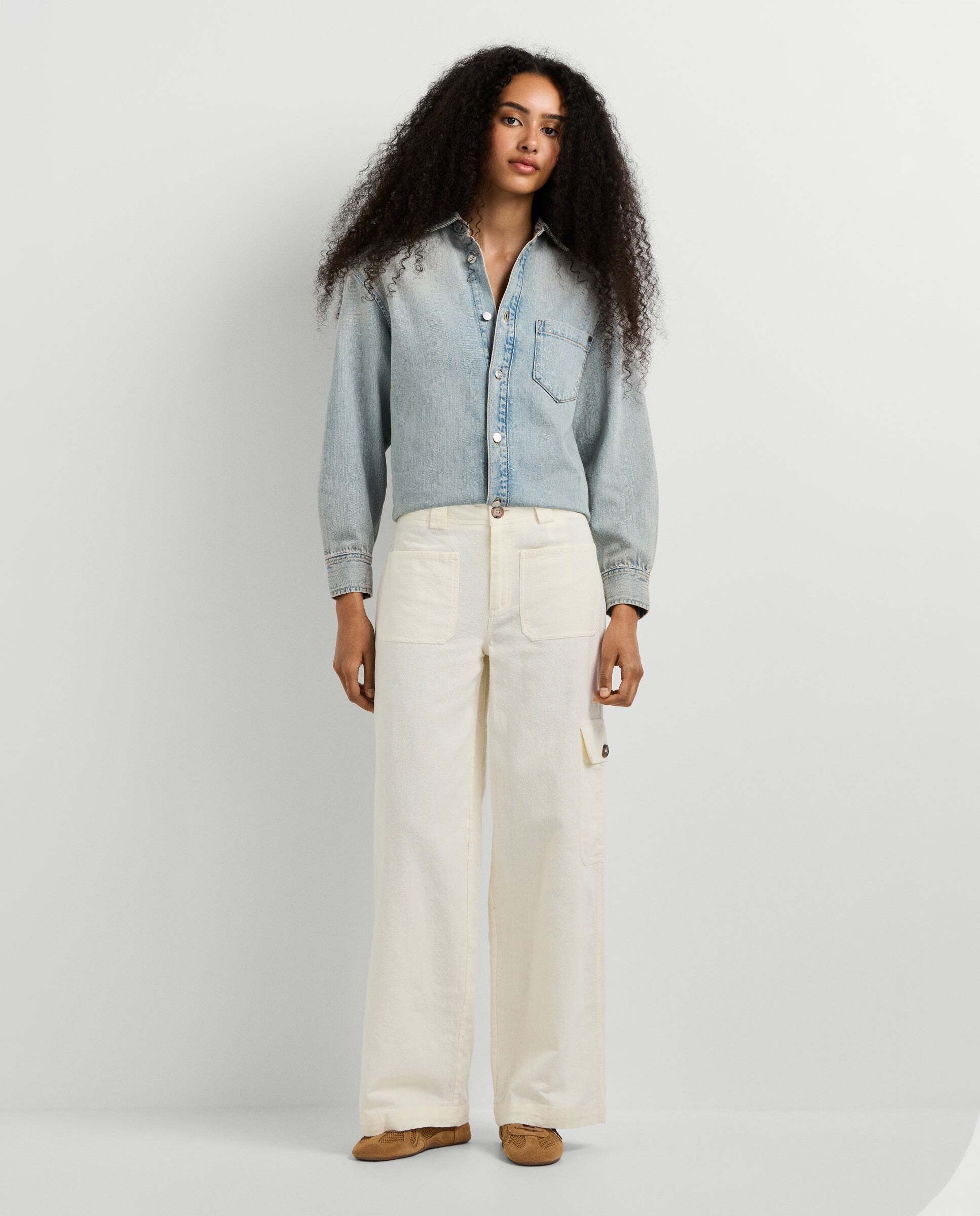 Pepe Jeans - Pantalón de mujer cargo fit ancho.