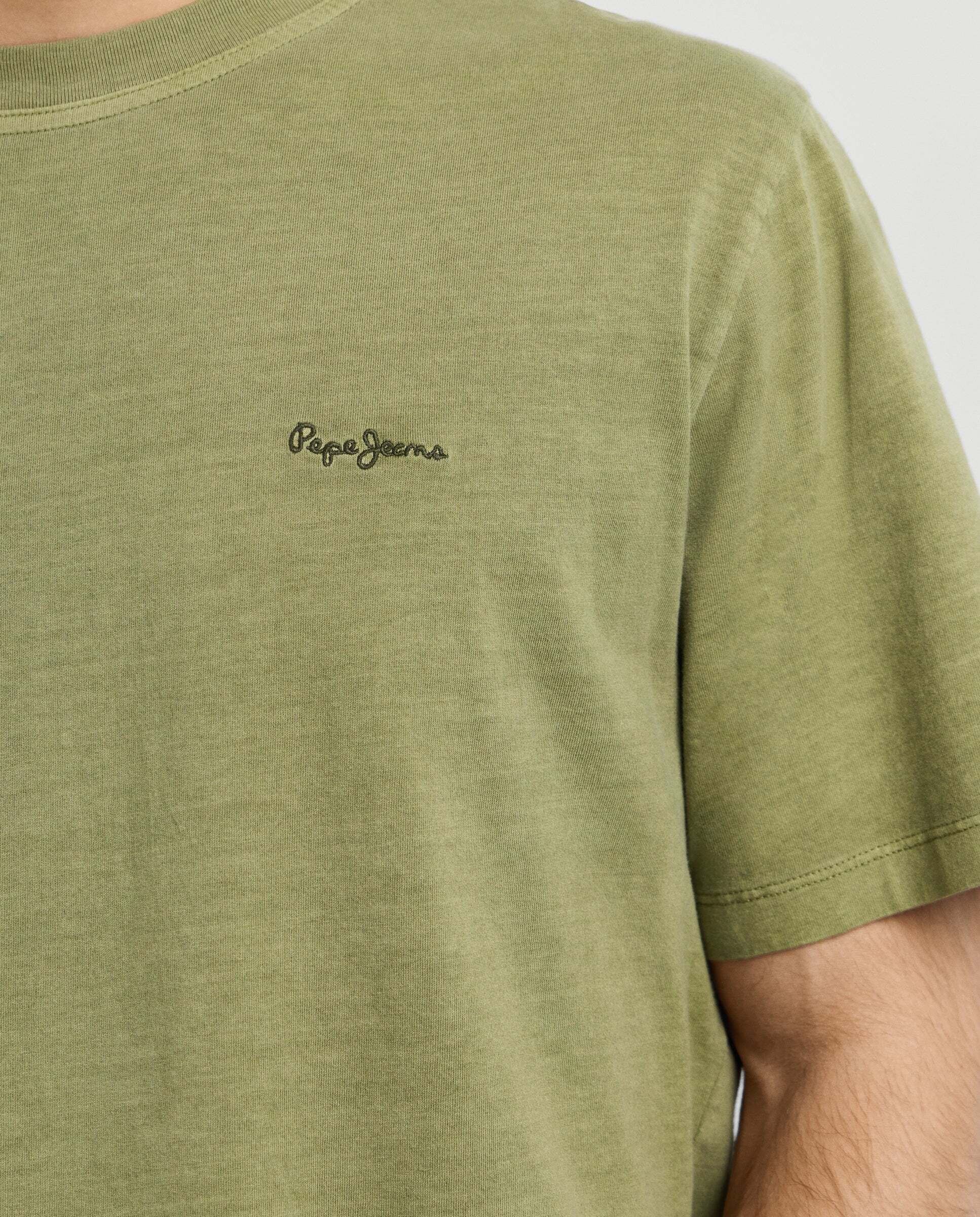 Imagen 4 de Camiseta de hombre logo bordado fit regular - Pepe Jeans - Verde militar Verde militar