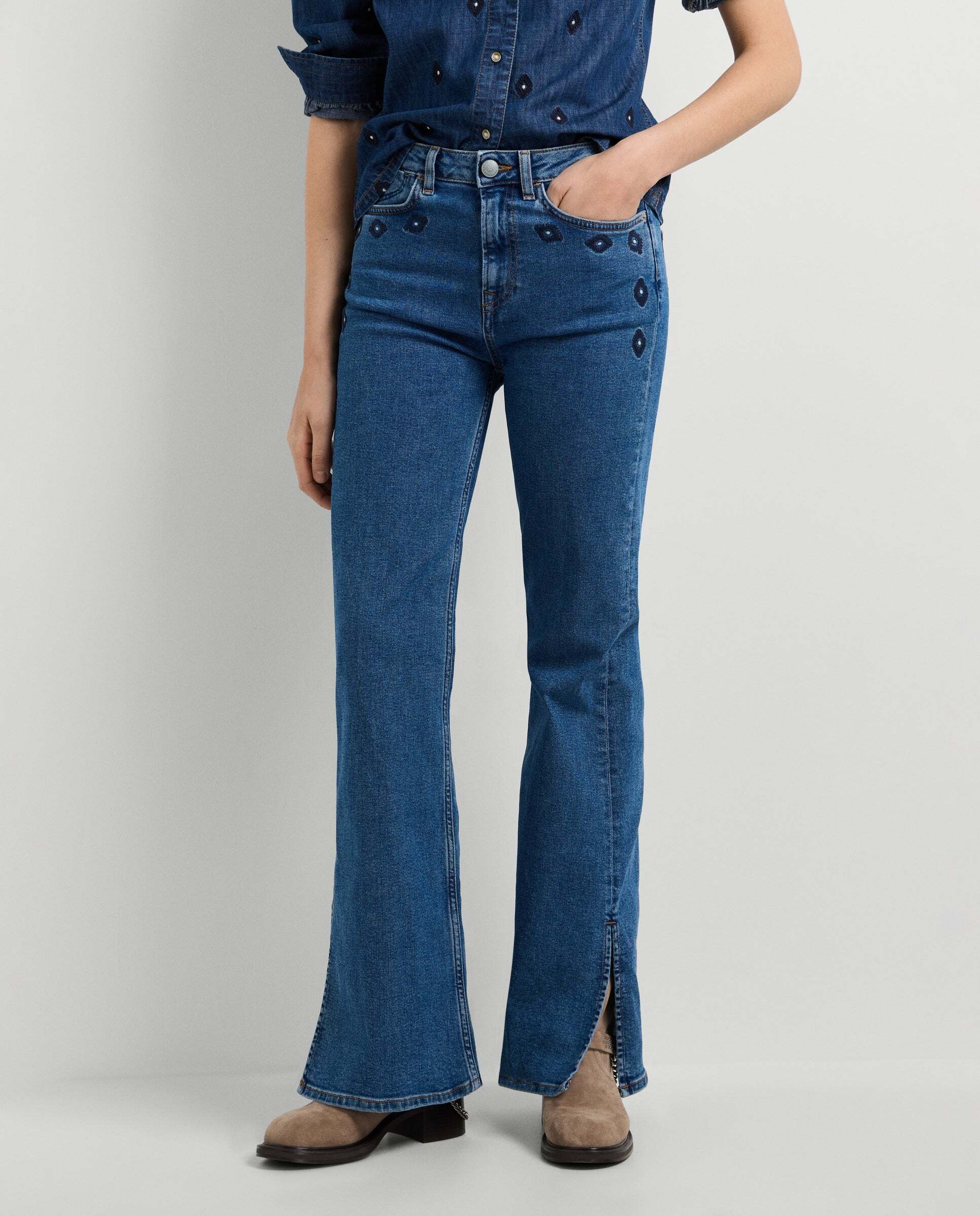 Imagen 0 de Vaquero de mujer fit flare tiro alto Azul