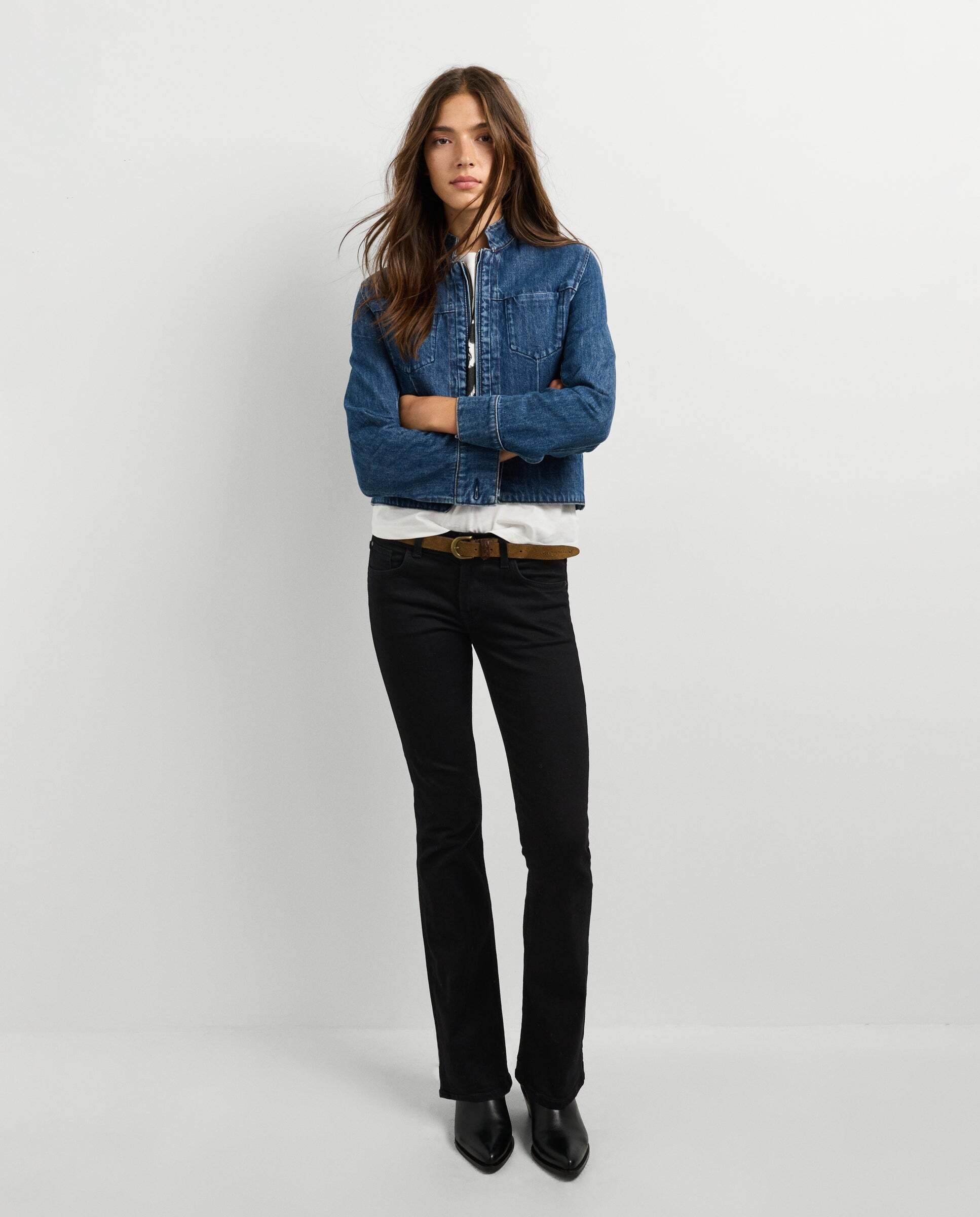 Imagen 0 de Vaquero de mujer fit flare tiro bajo Negro