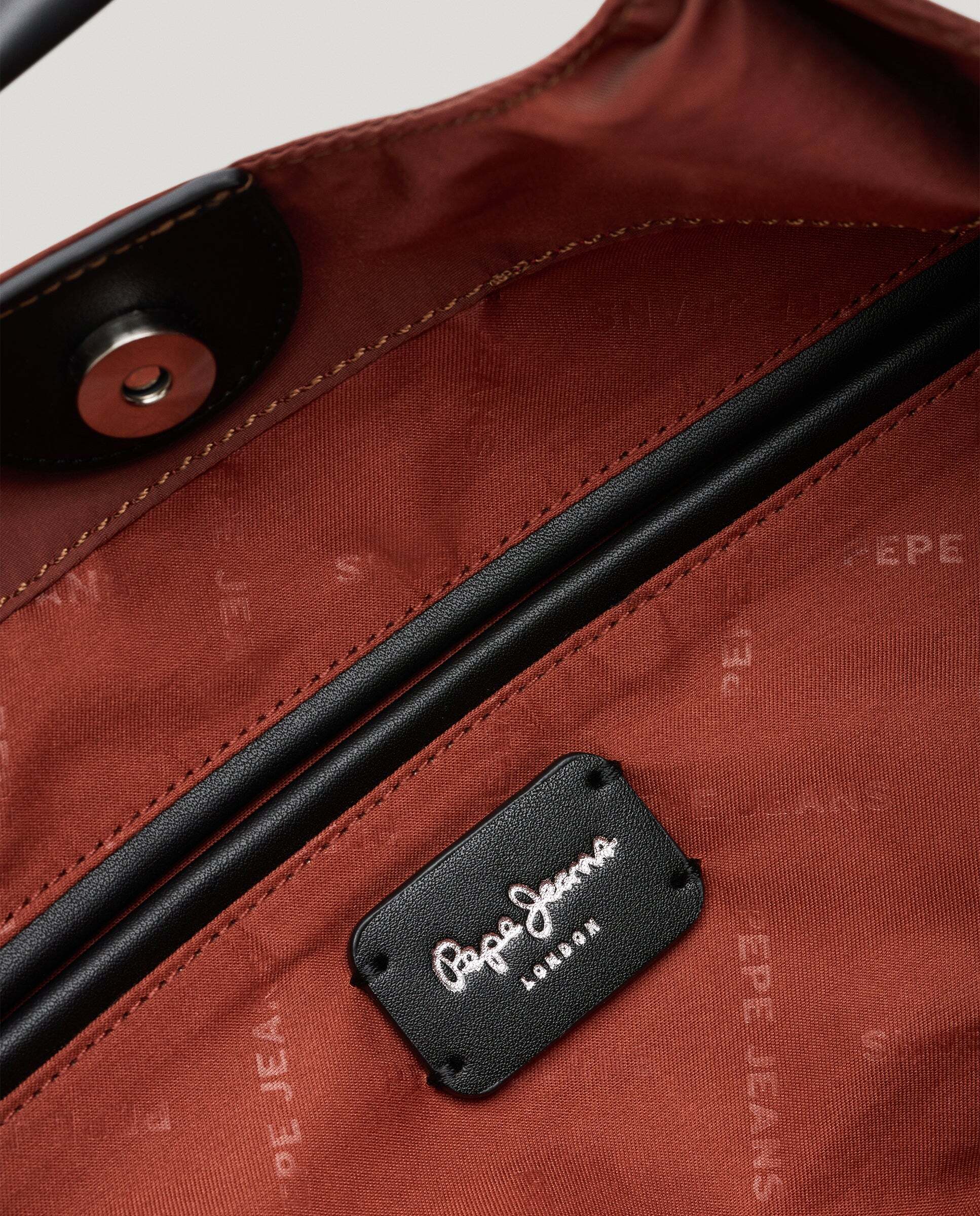 Bolso de mujer hobo cierre imantado - Pepe Jeans - Rojo Teja Rojo Teja-6