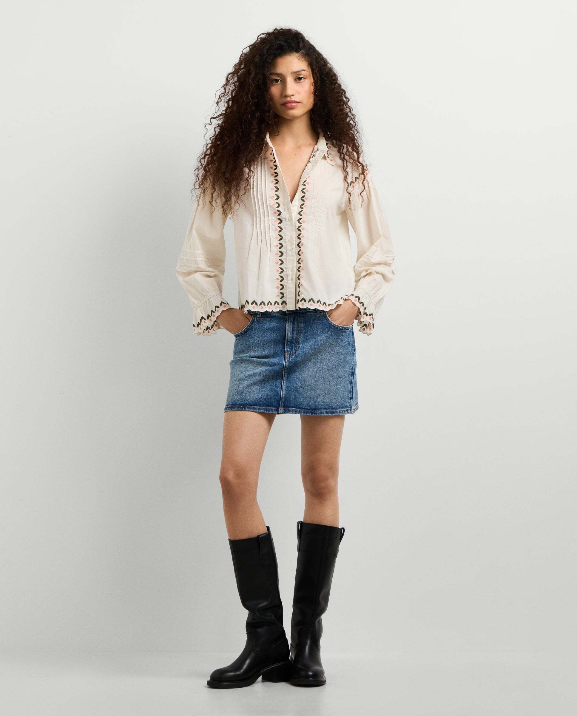 Blusa de mujer plisada con detalles bordados - Pepe Jeans - Blanco Blanco-2
