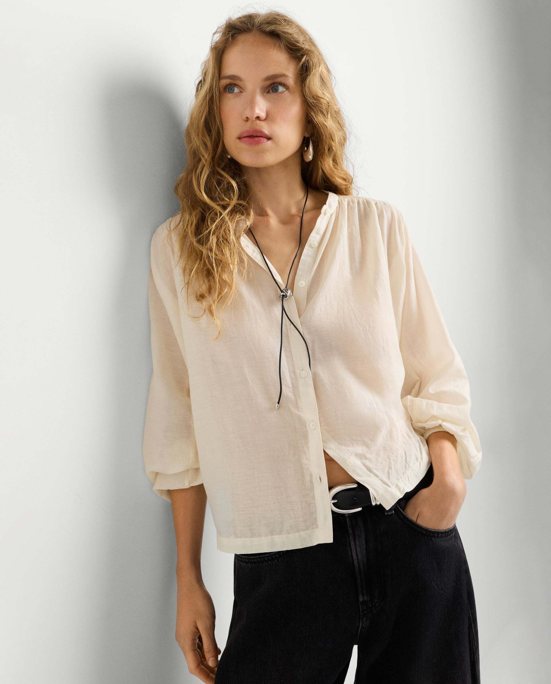 Blusa de mujer fluida cuello mao - Pepe Jeans - Blanco roto Blanco roto-1