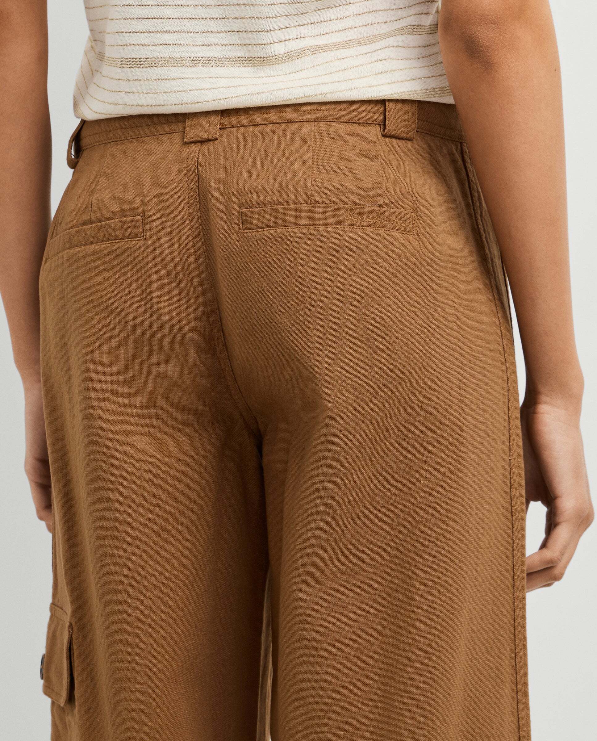 Pantalón de mujer cargo fit ancho - Pepe Jeans - Marrón Marrón-6