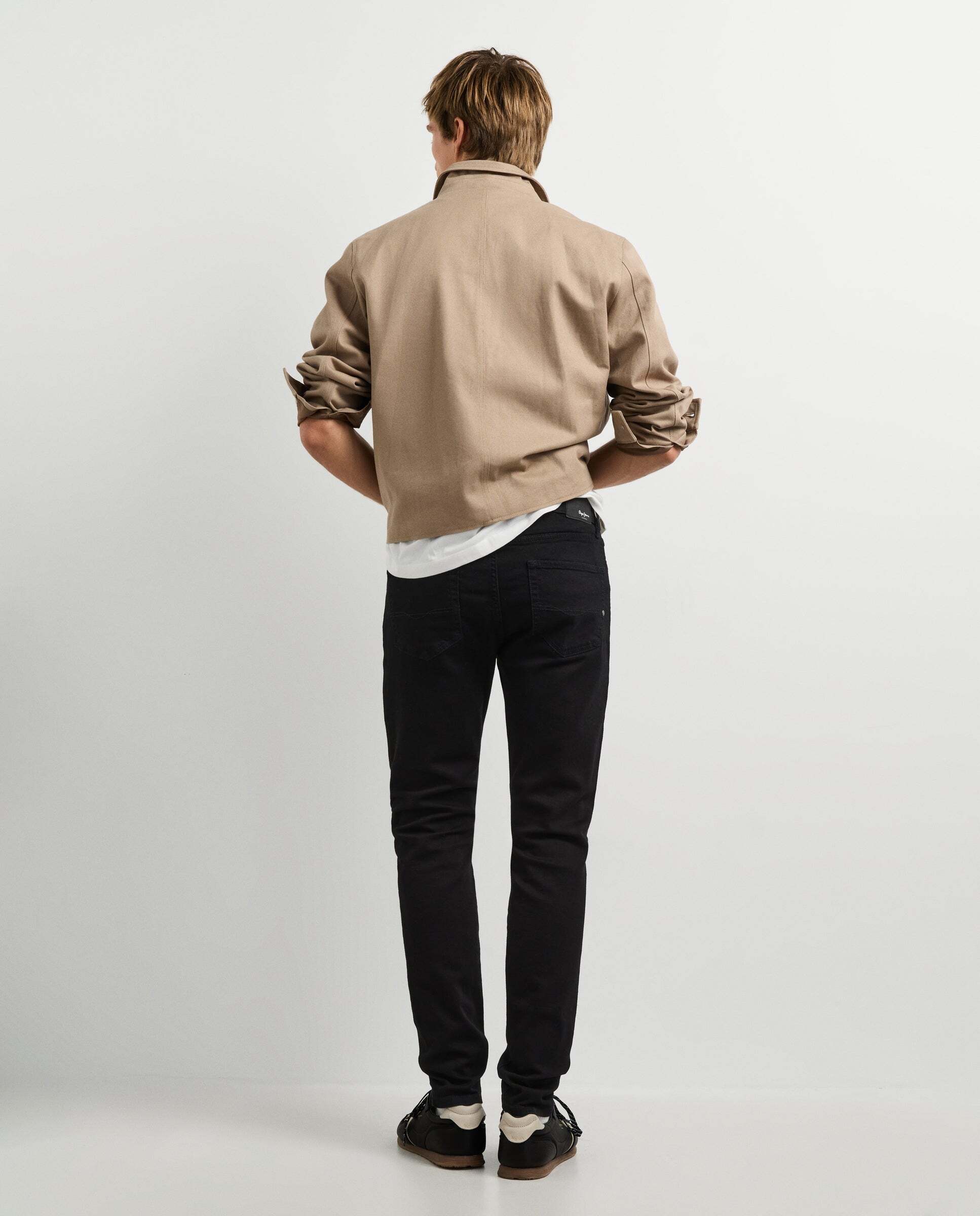 Imagen 3 de Vaquero de hombre fit skinny tiro regular - Pepe Jeans - Negro Negro