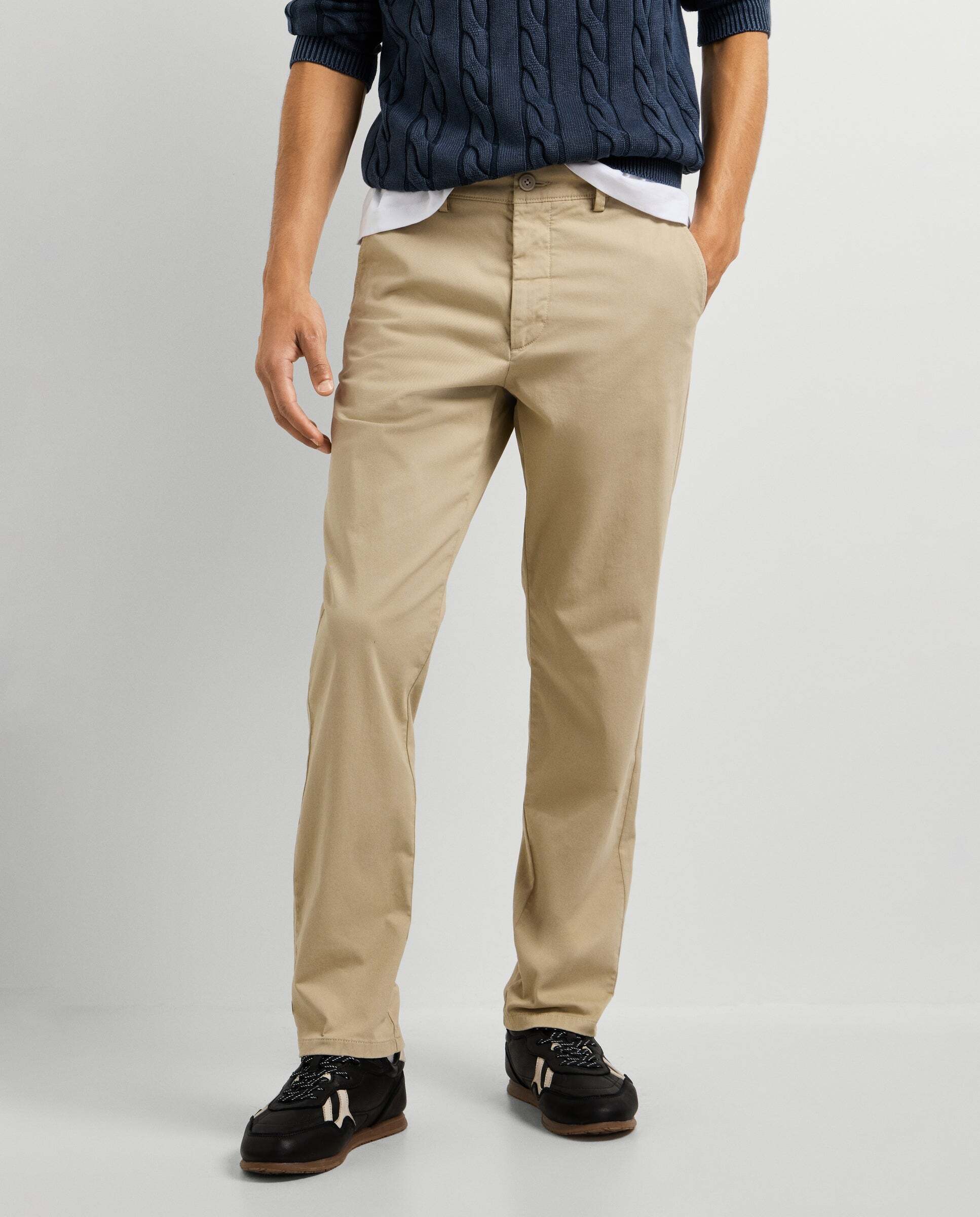 Imagen 0 de Pantalón de hombre chino sarga fit slim Natural