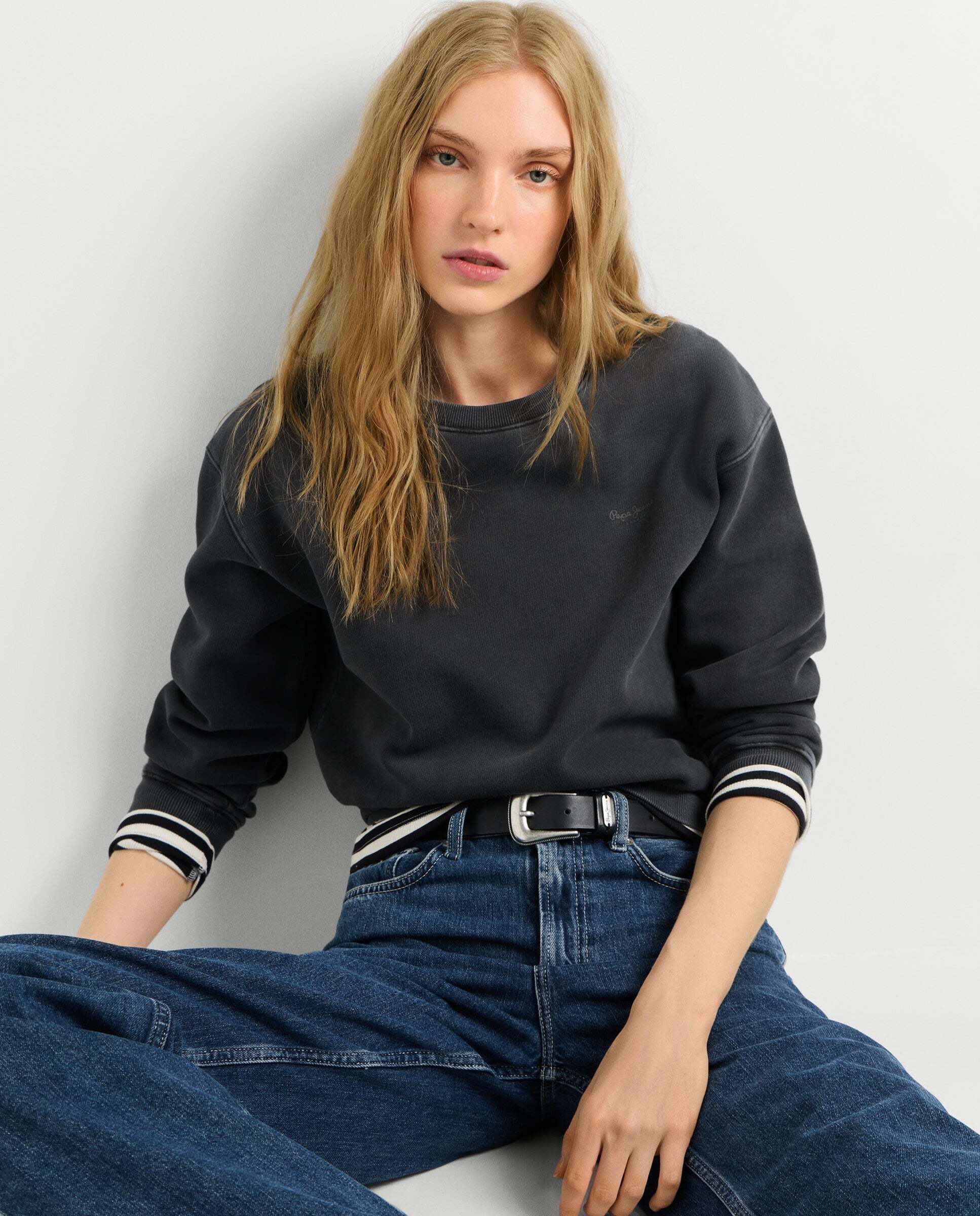 Sudadera de mujer cuello redondo con logo - Pepe Jeans - Negro Negro-1