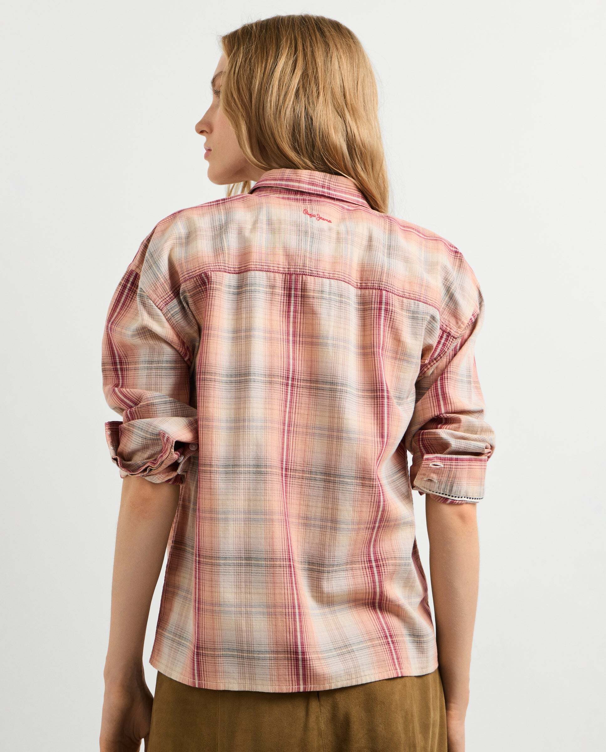 Imagen 3 de Camisa de mujer de cuadros logo bordado - Pepe Jeans - Marrón Marrón
