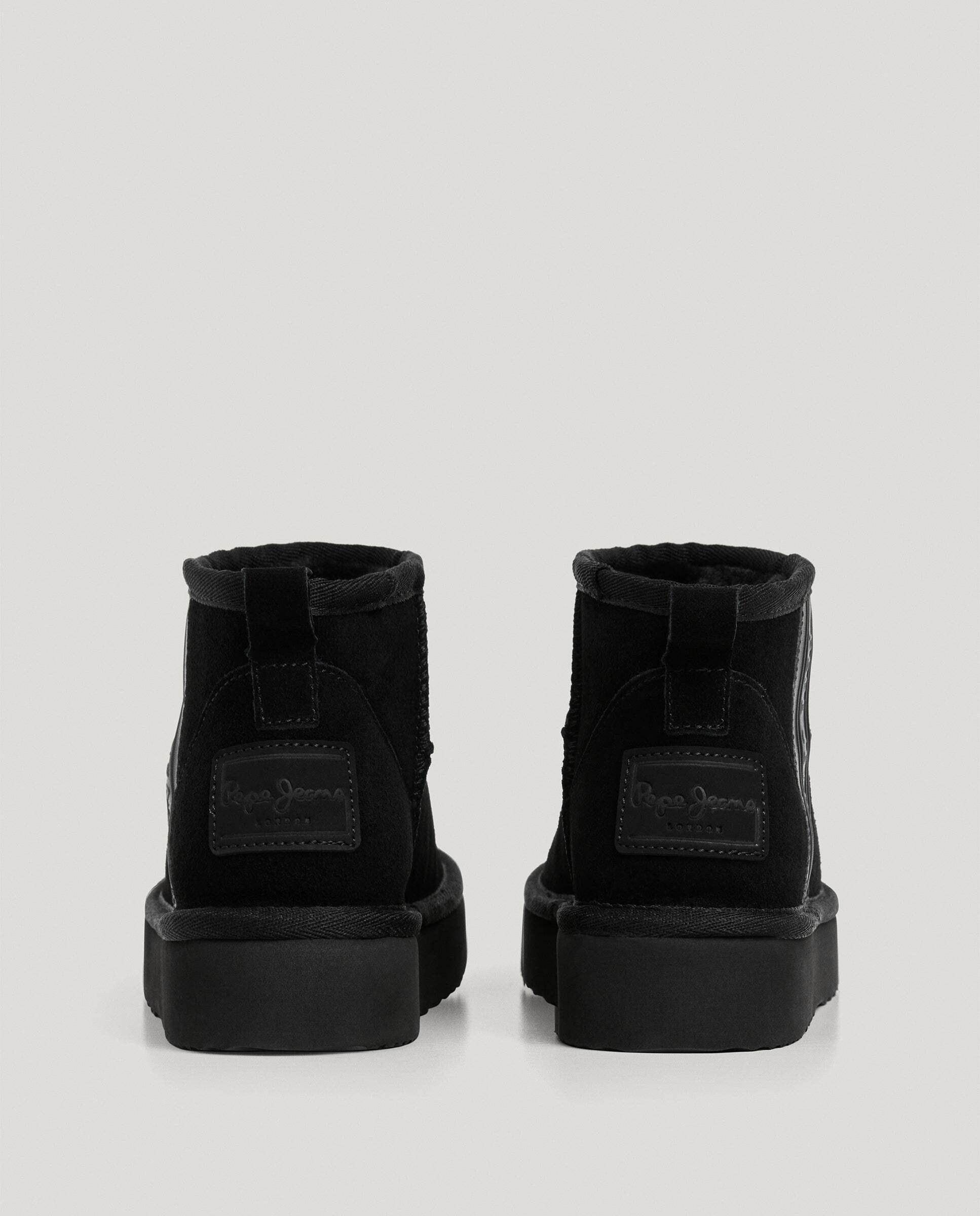 Botines con pelo de mujer de ante con logo en relieve - Pepe Jeans - Negro Negro-4